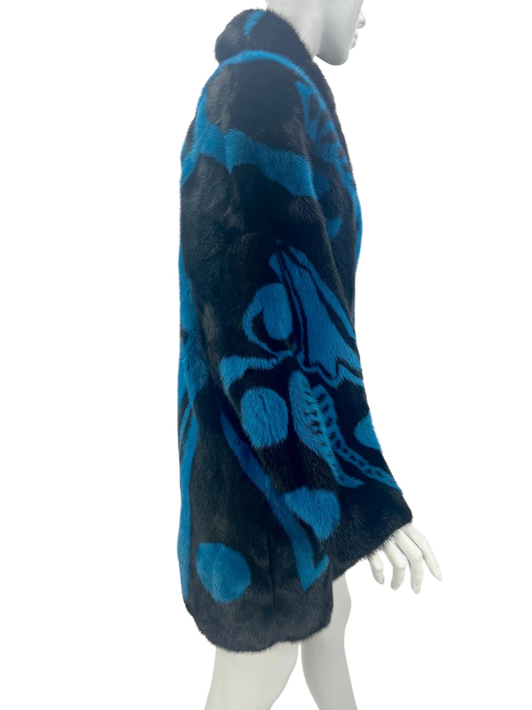 2013 Versace Cappotto Intarsia Visone NWT In condizioni Nuovo in vendita a Montgomery, TX