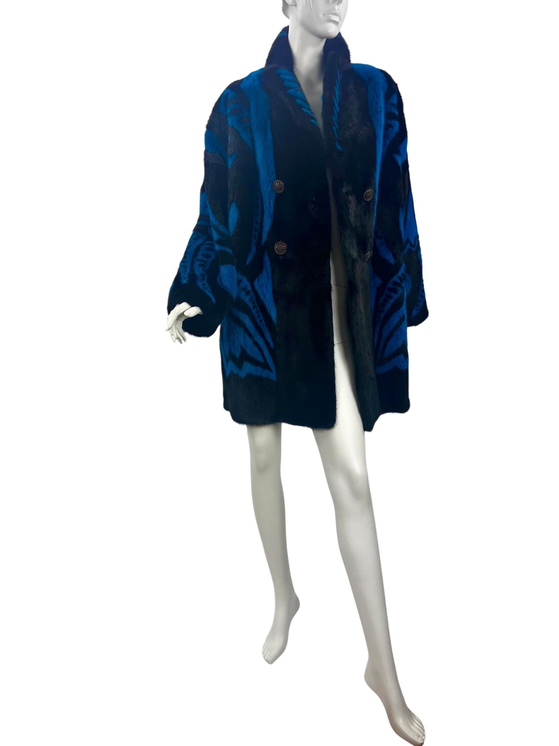 2013 Versace Cappotto Intarsia Visone NWT in vendita 2