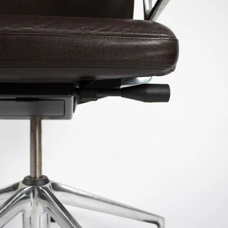 German 2013 Vitra ID Trim Desk Chair Polished Aluminum & Leather by Antonio Citterio 6x For Sale