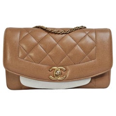 Chanel sac à rabat Diana caramel 2014-2015