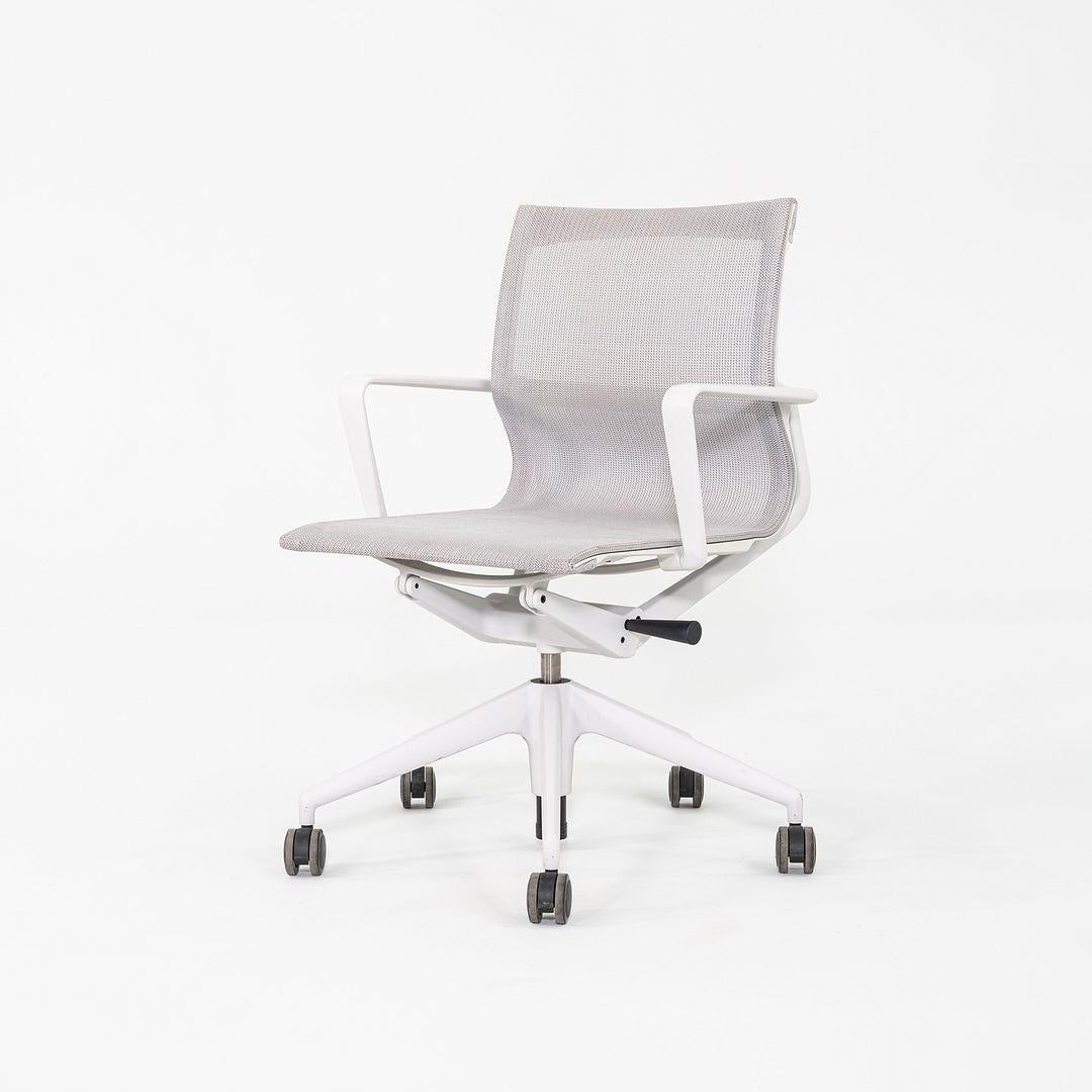 2014 Alberto Meda für Vitra Physix: Schreibtischstühle aus weißem Mesh, 12+ verfügbar im Angebot 4