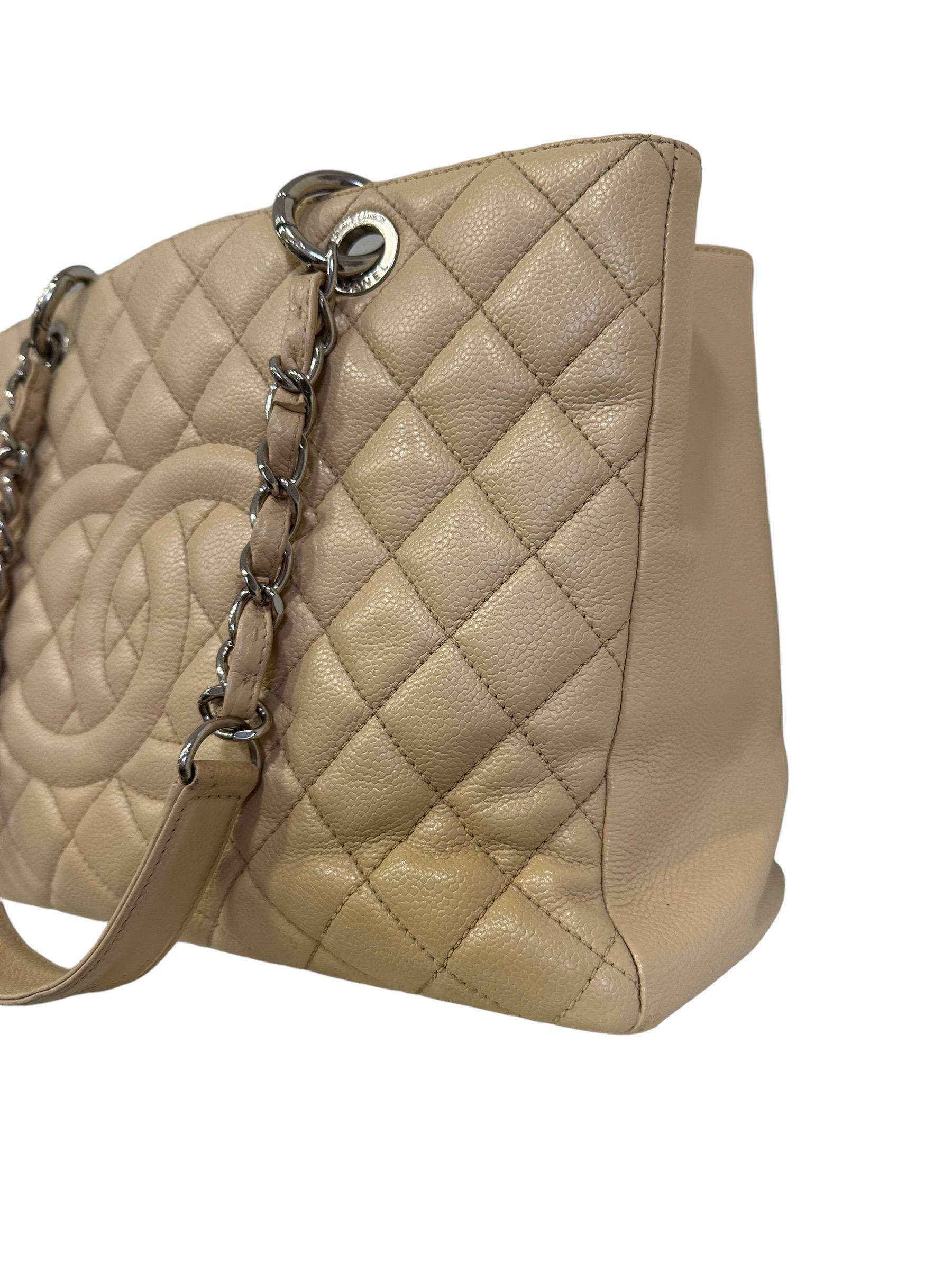 Women's 2014 Chanel Beige Leather GST Shoulder Bag For Sale
