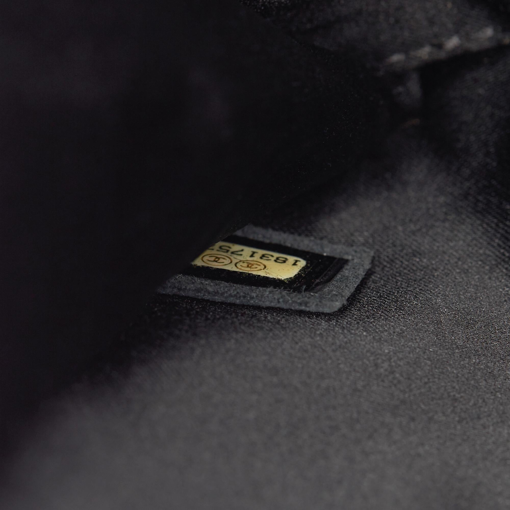 2014 Chanel Schwarz gesteppte Lammfell große Bürger Klappe Tasche 6