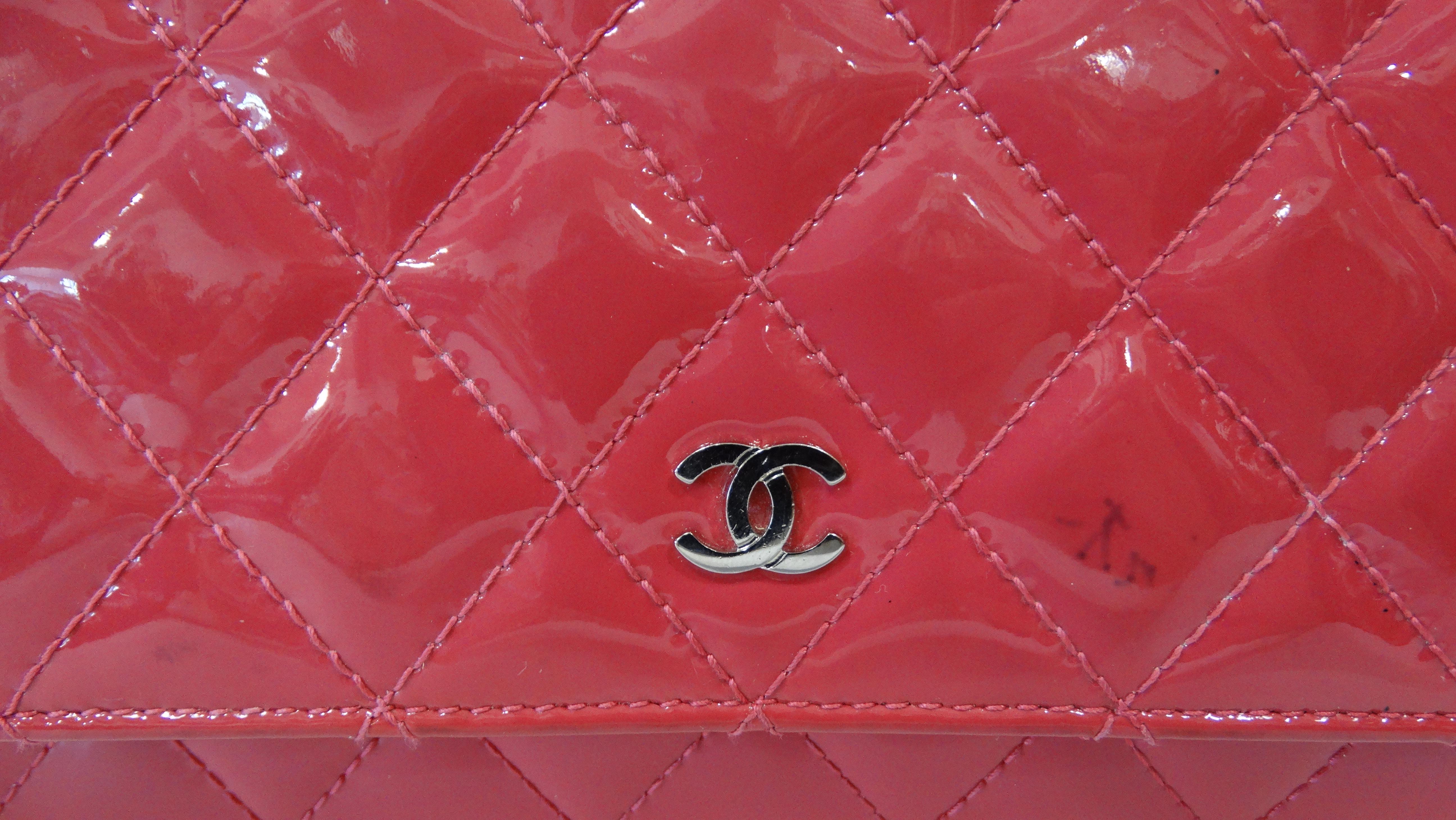 Chanel 2014 Quilted Patent Leather Wallet Crossbody Bag  In Good Condition In Scottsdale, AZ