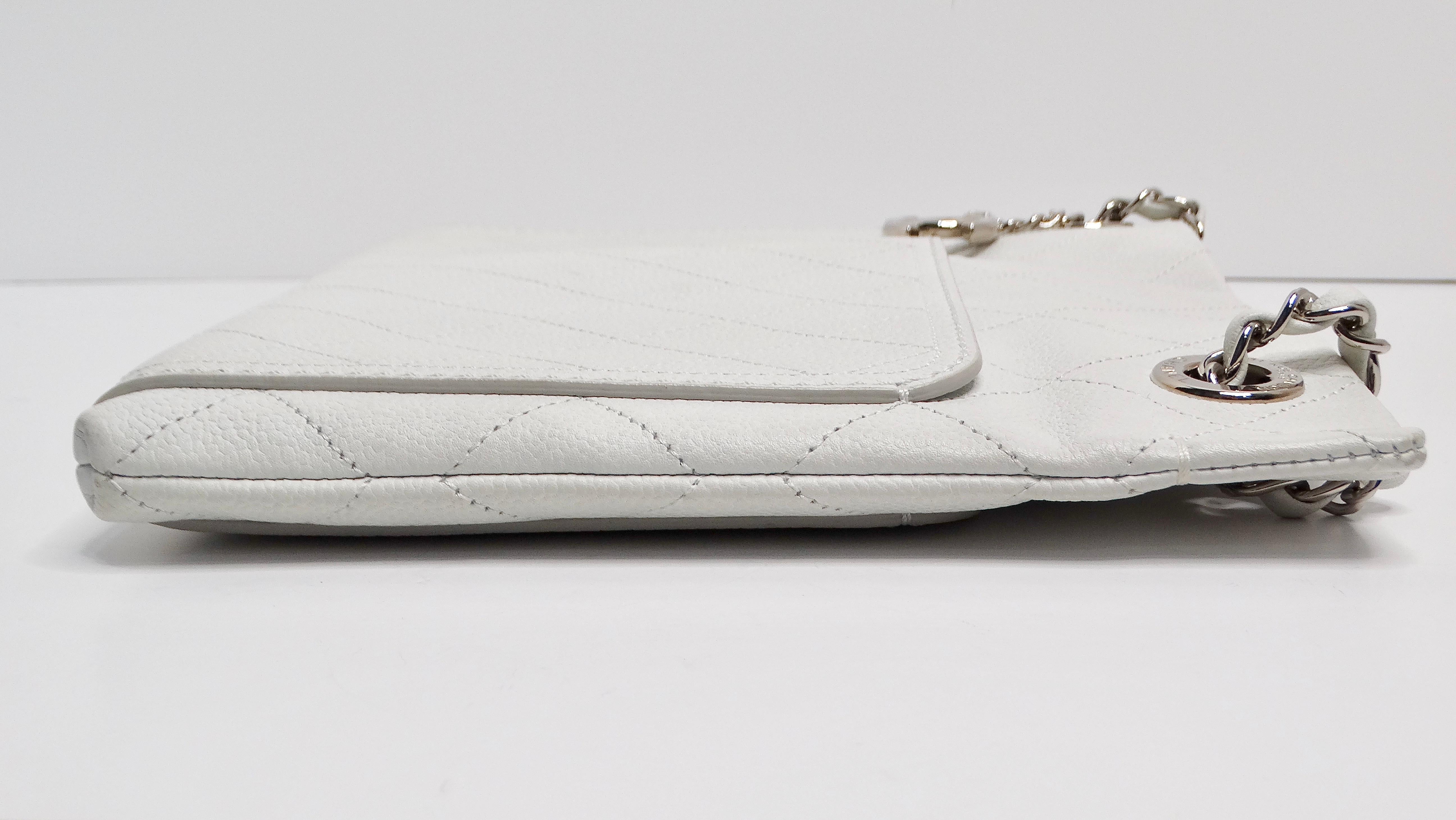 2014 Chanel Small White CC Pocket Tote For Sale 2