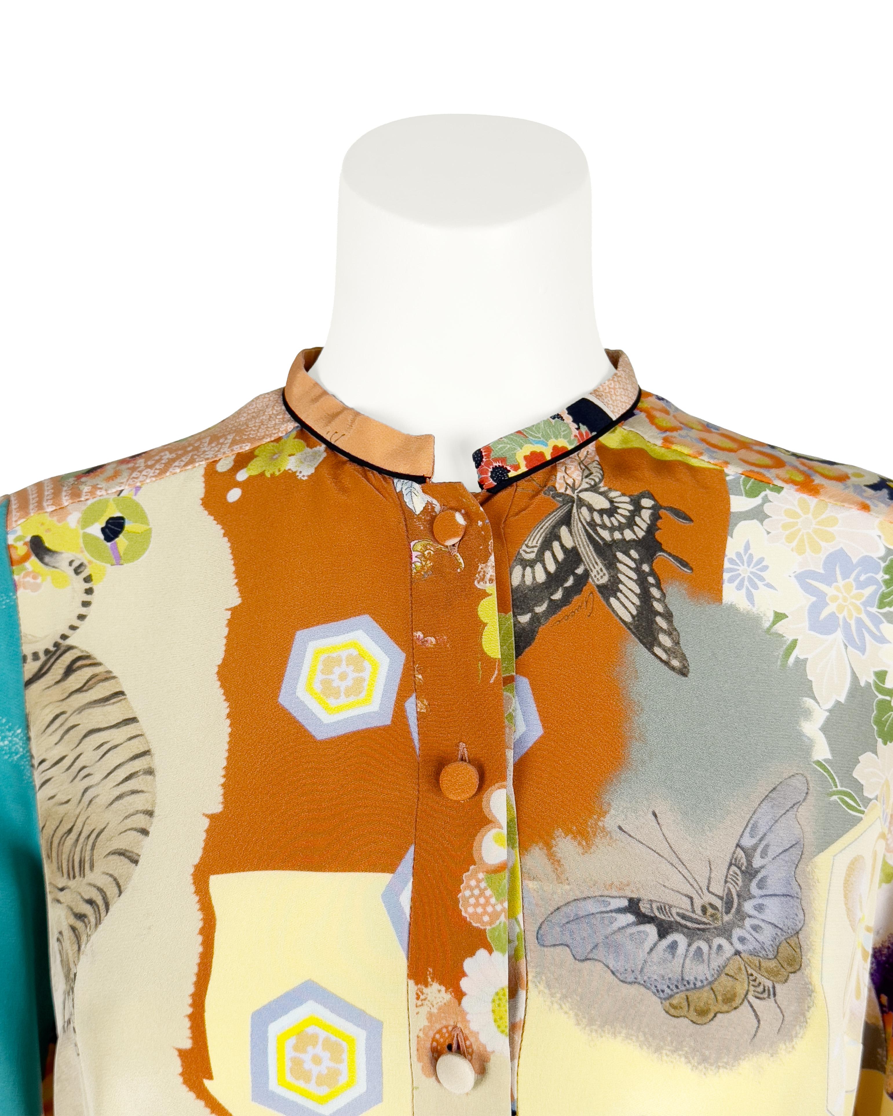 2014 Gucci Silk Printed Tunic Style Dress In Good Condition For Sale In Toronto, Ontario