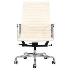 2014 Herman Miller Eames Aluminum Group Executive Desk Chair in Leather w/ Base