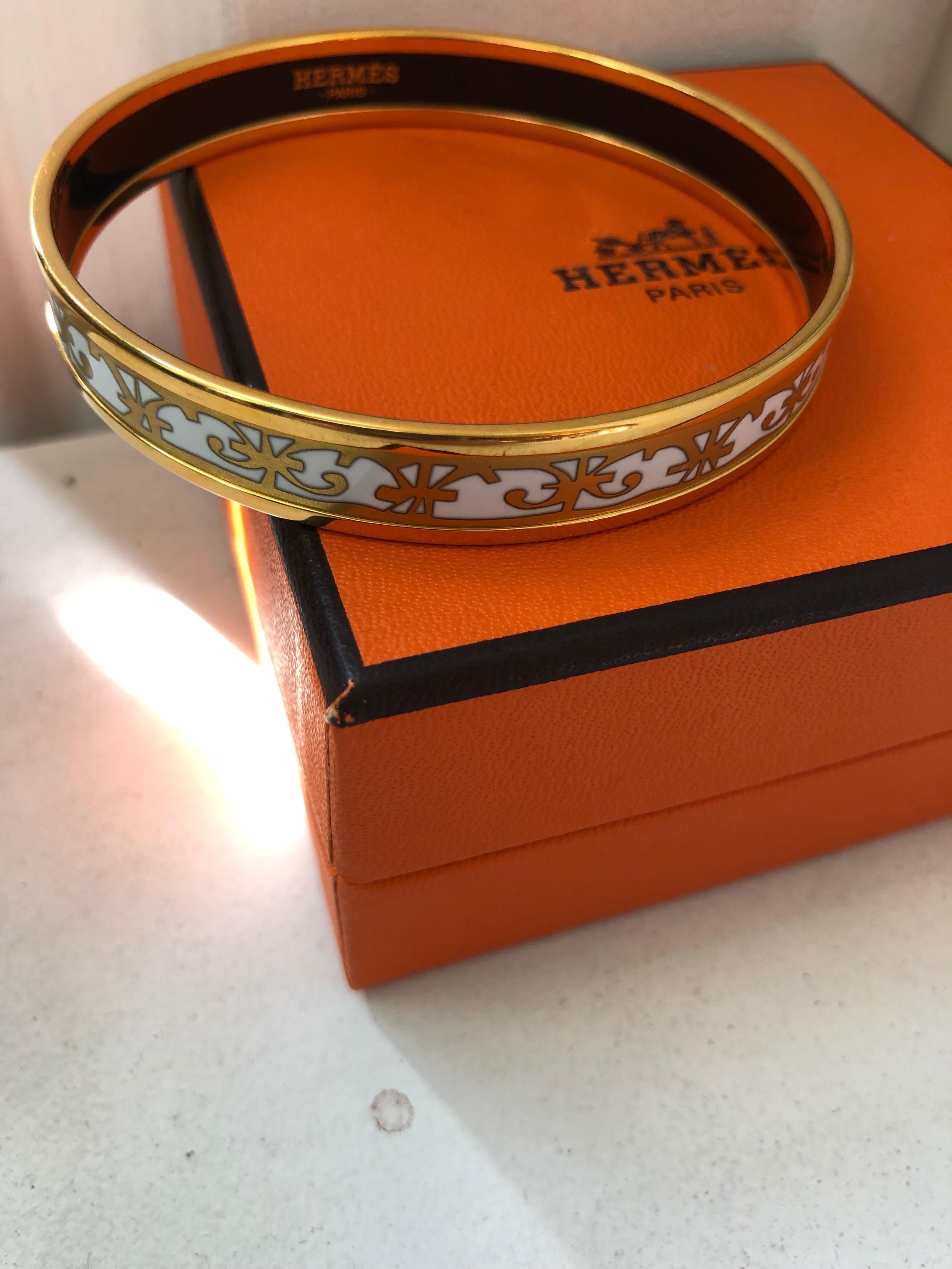 2014 Hermes Balcon du Guadalquivir Enamel and Gold Plated Bangle In Excellent Condition In Port Hope, ON