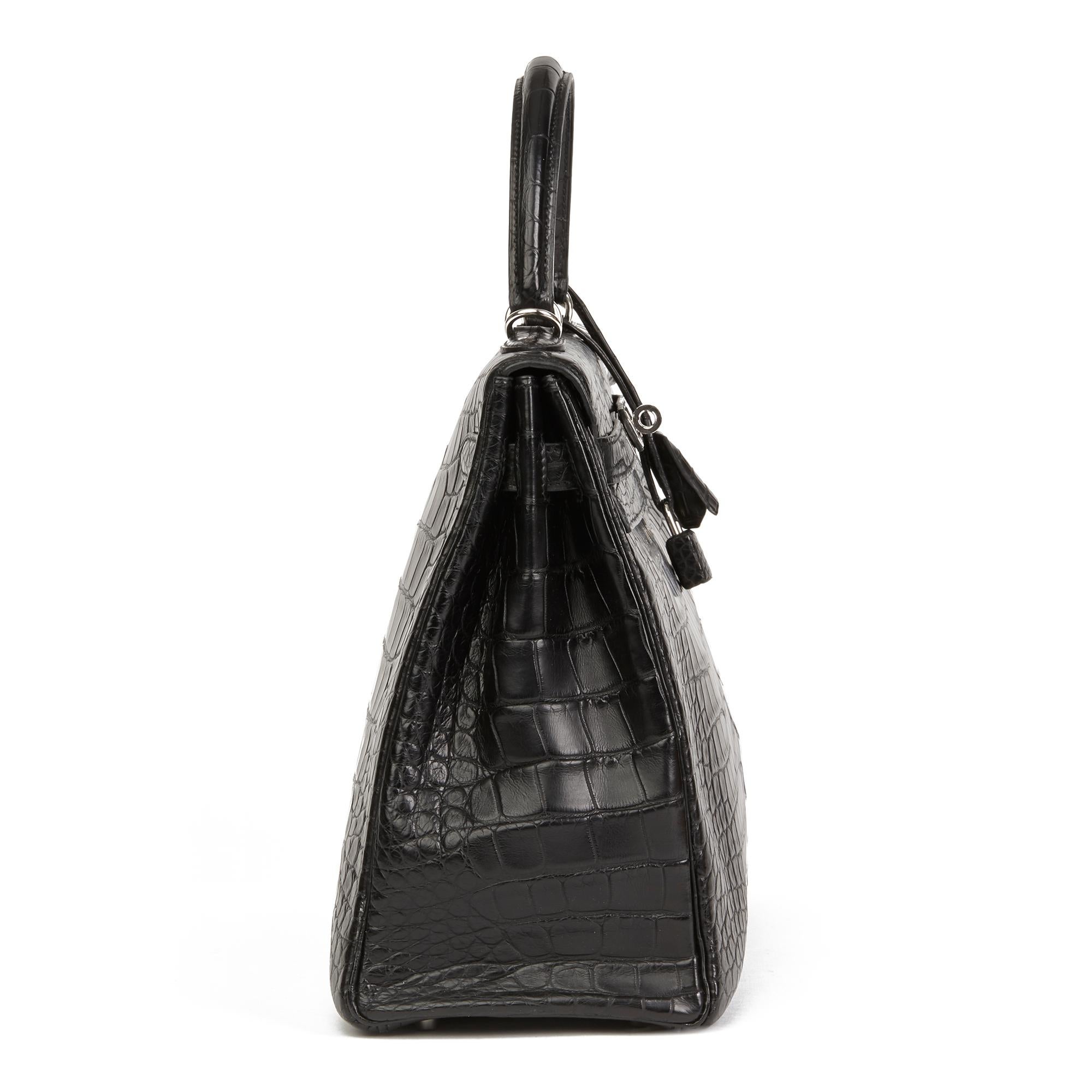 2014 Hermes Black Matte Mississippiensis Alligator Leather Kelly 35cm Retourne In Excellent Condition In Bishop's Stortford, Hertfordshire