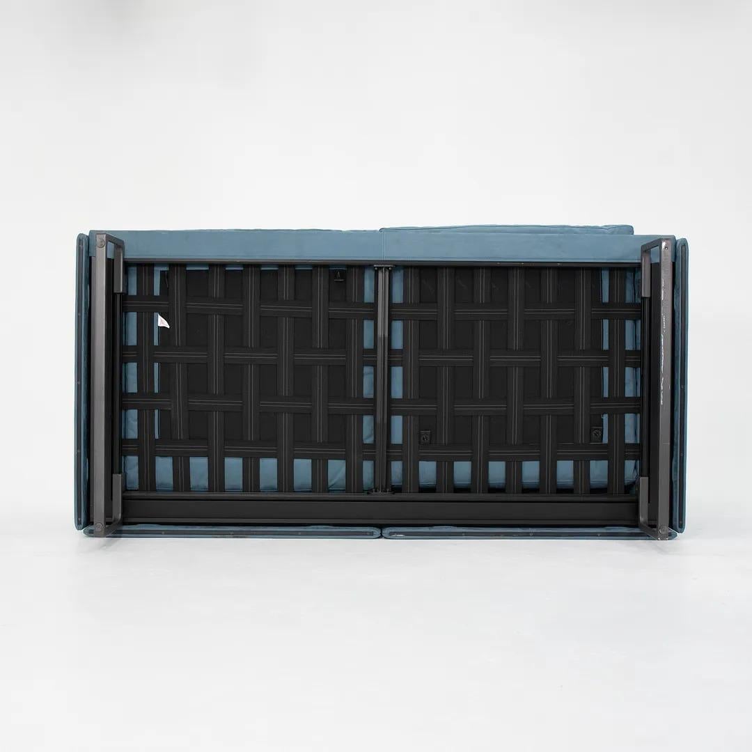 2014 Piero Lissoni für Cassina 8 Zweisitzer-Sofa / Loveseat aus blauem Wildleder in Blau (Moderne) im Angebot