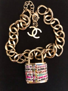 Fall 2014 Runway CHANEL Supermarket Tweed Padlock Chain Necklace