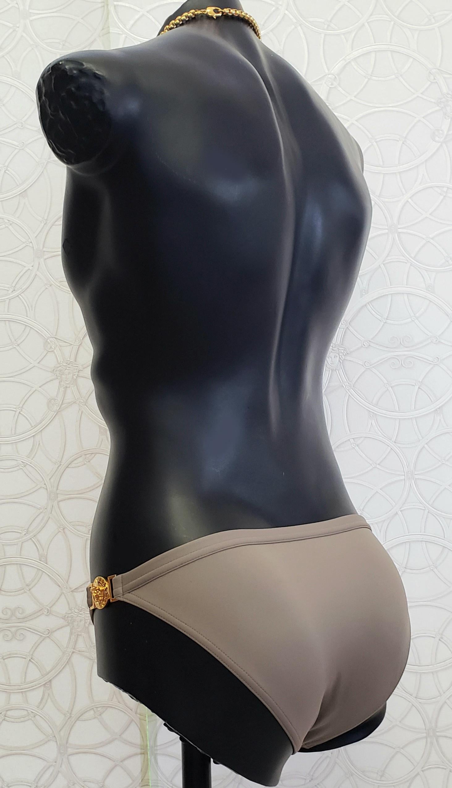 2014 S/S L#29 VERSACE TRAJES DE BAÑO DE PLATA Herrajes chapados en oro de 24 quilates 1