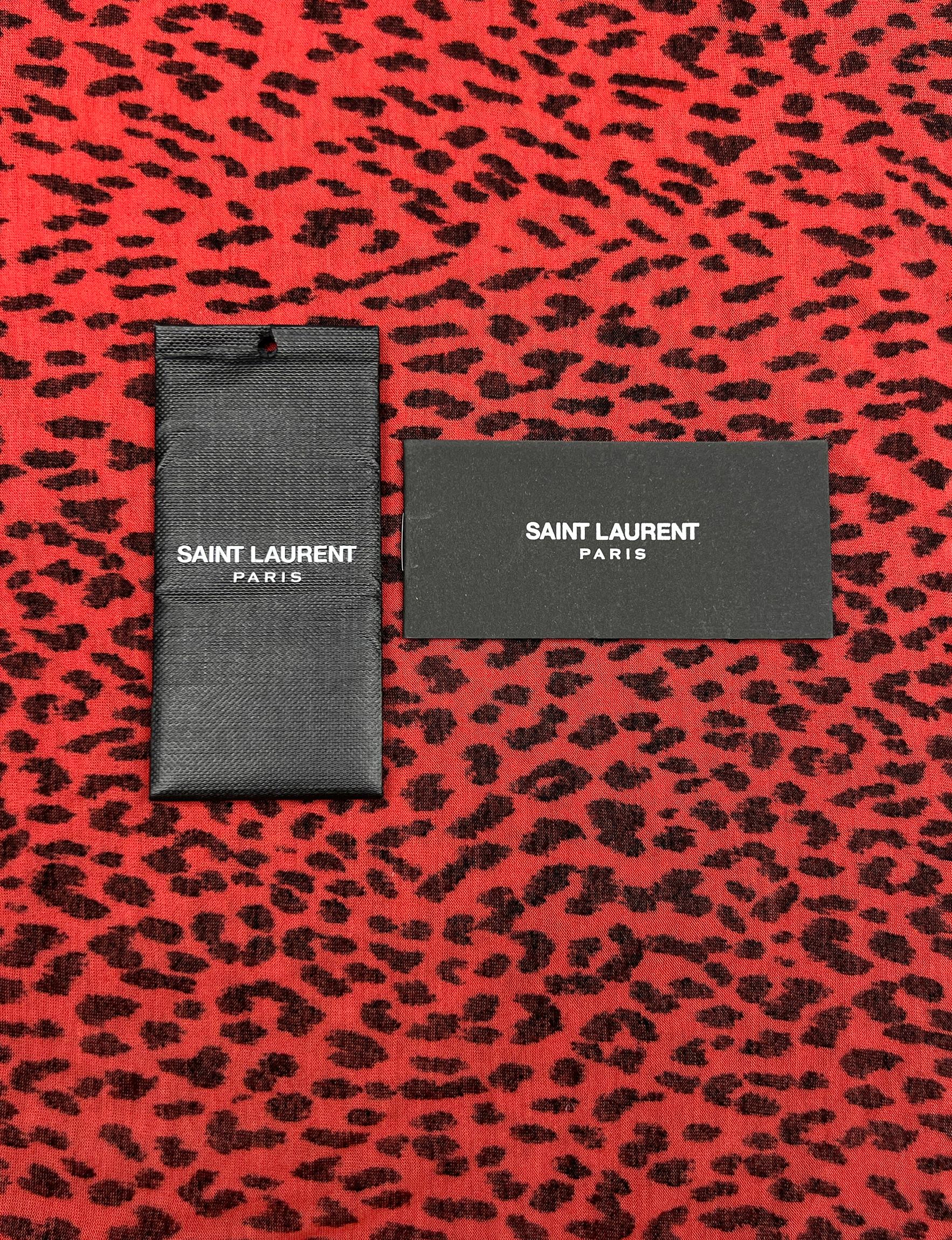 2014 Camisa sin mangas con estampado de leopardo Saint Laurent Paris en Nuevo estado para la venta en Алматинский Почтамт, KZ