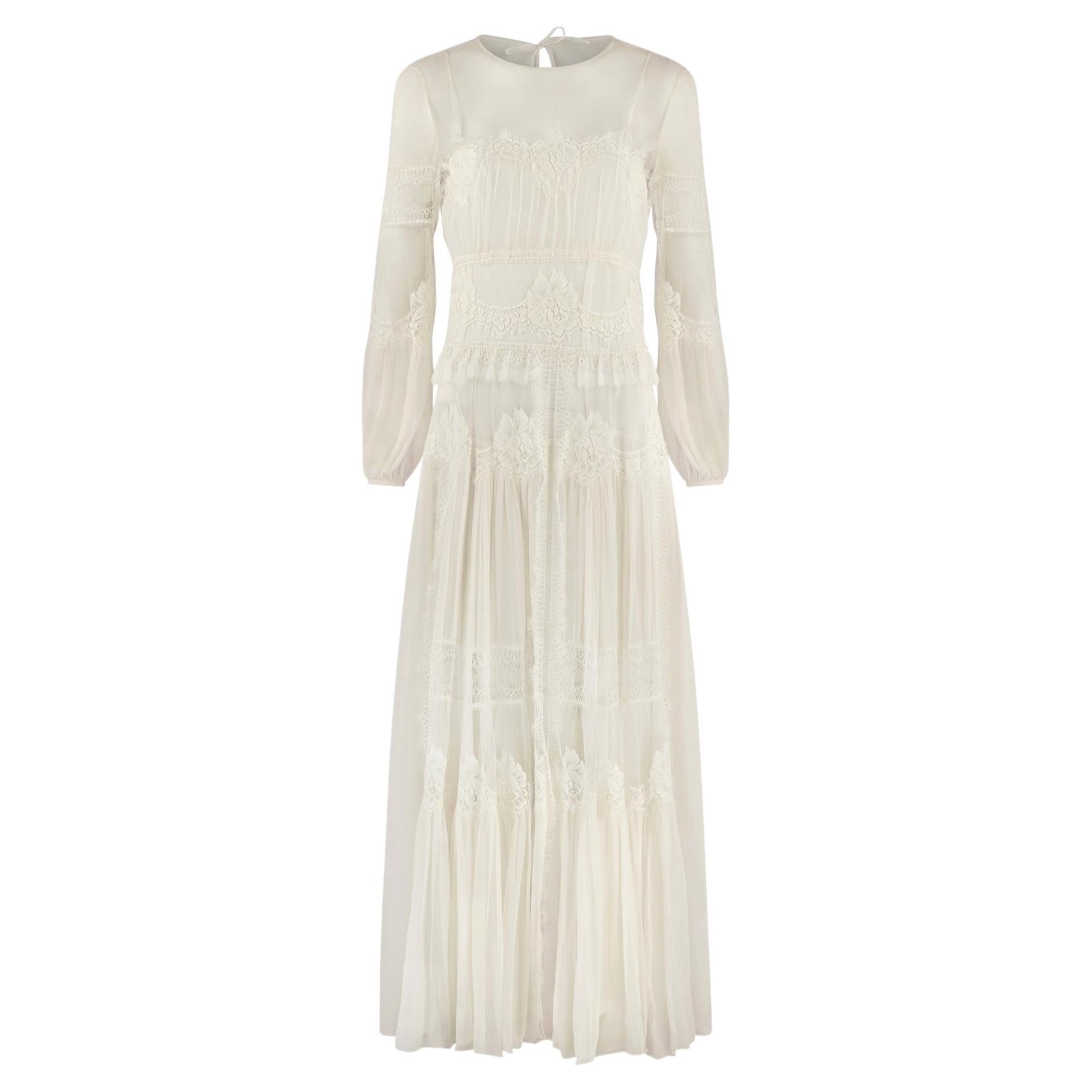 Robe de mariée en dentelle de soie blanche Alberta Ferretti, collection défilé 2015