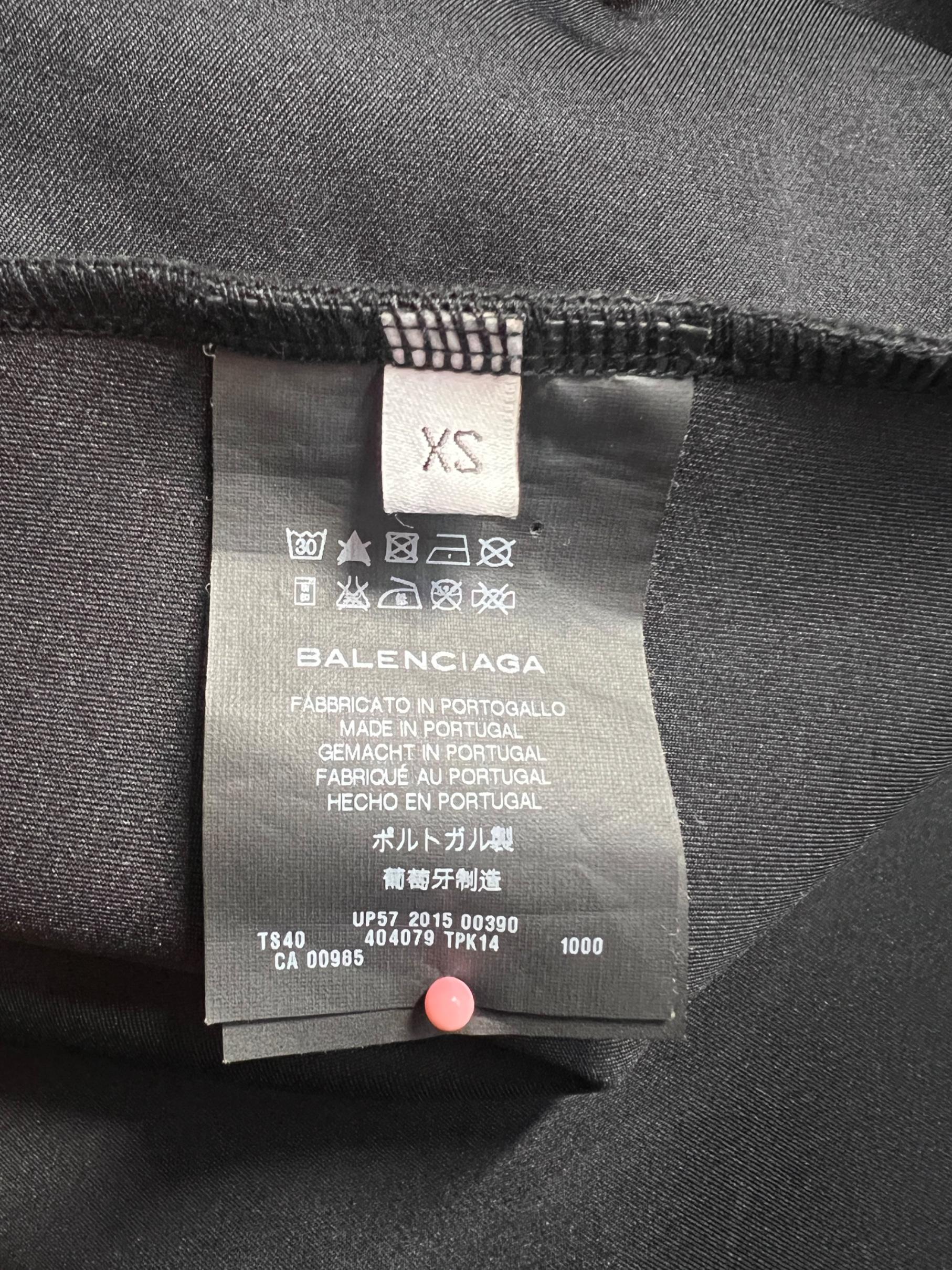 2015 Balenciaga Black Neoprene Sleeveless Dress with Pearlescent Pin For Sale 2