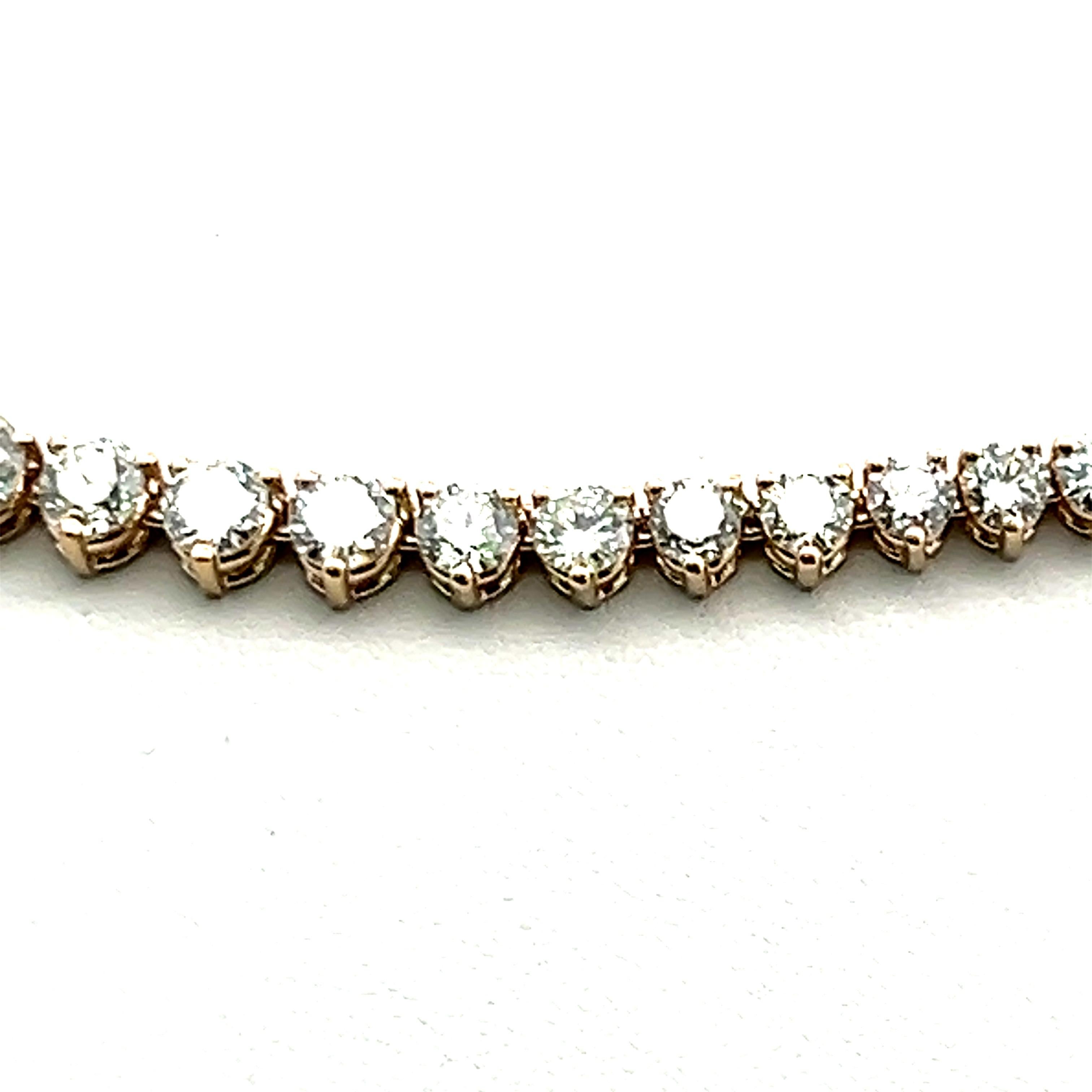 Round Cut 20.15 Carat Round Brilliant Diamond 14 Karat Yellow Gold Riviera Necklace For Sale