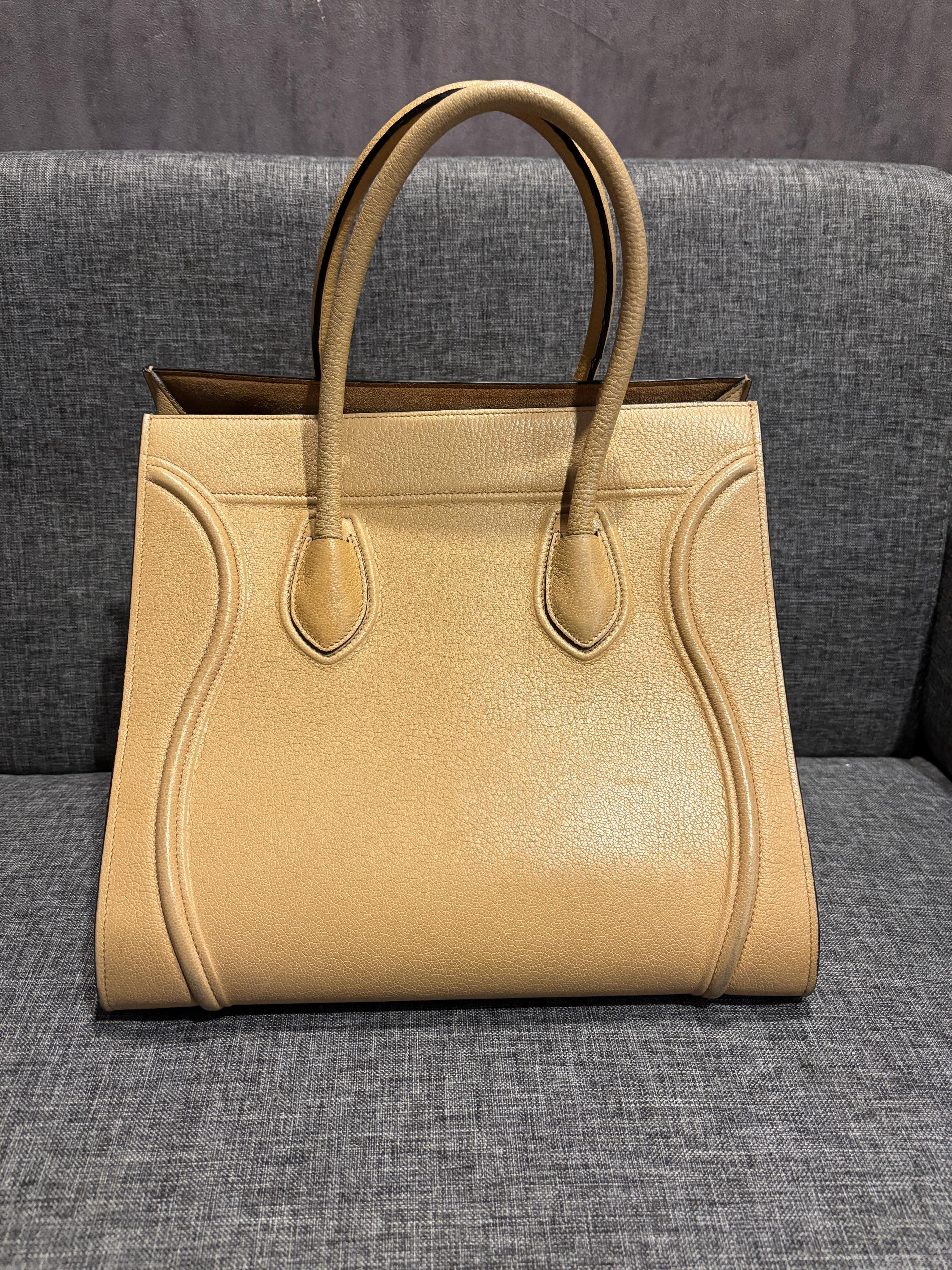 2015 Celine Tote Phantom mediano de piel granulada beige en venta 6