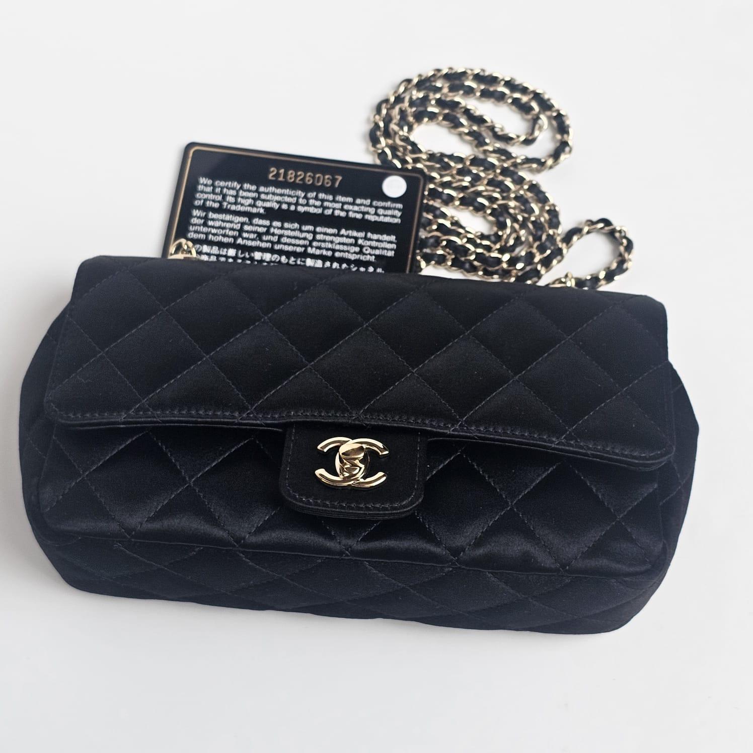 2015 Chanel Black Mini Satin Crossbody Flap Bag For Sale 3