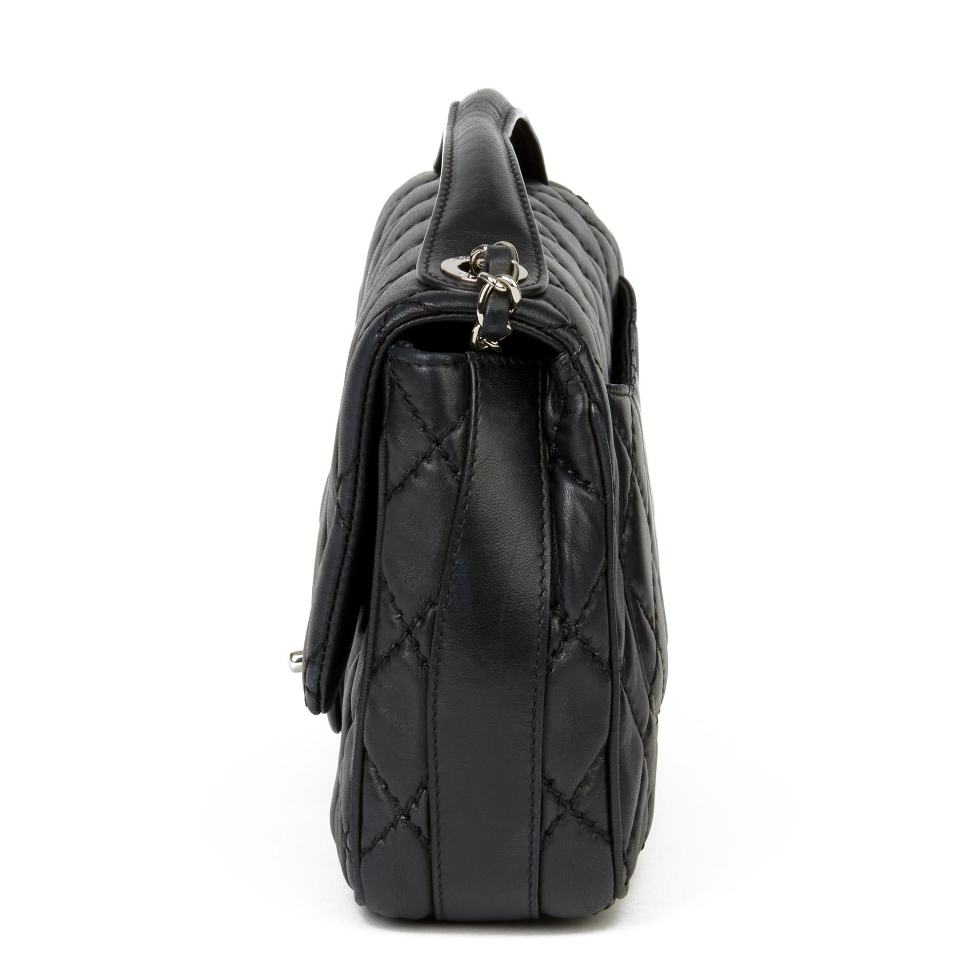 2015 Chanel Schwarz gesteppt Lammfell Medium Easy Carry Klappe Tasche Damen