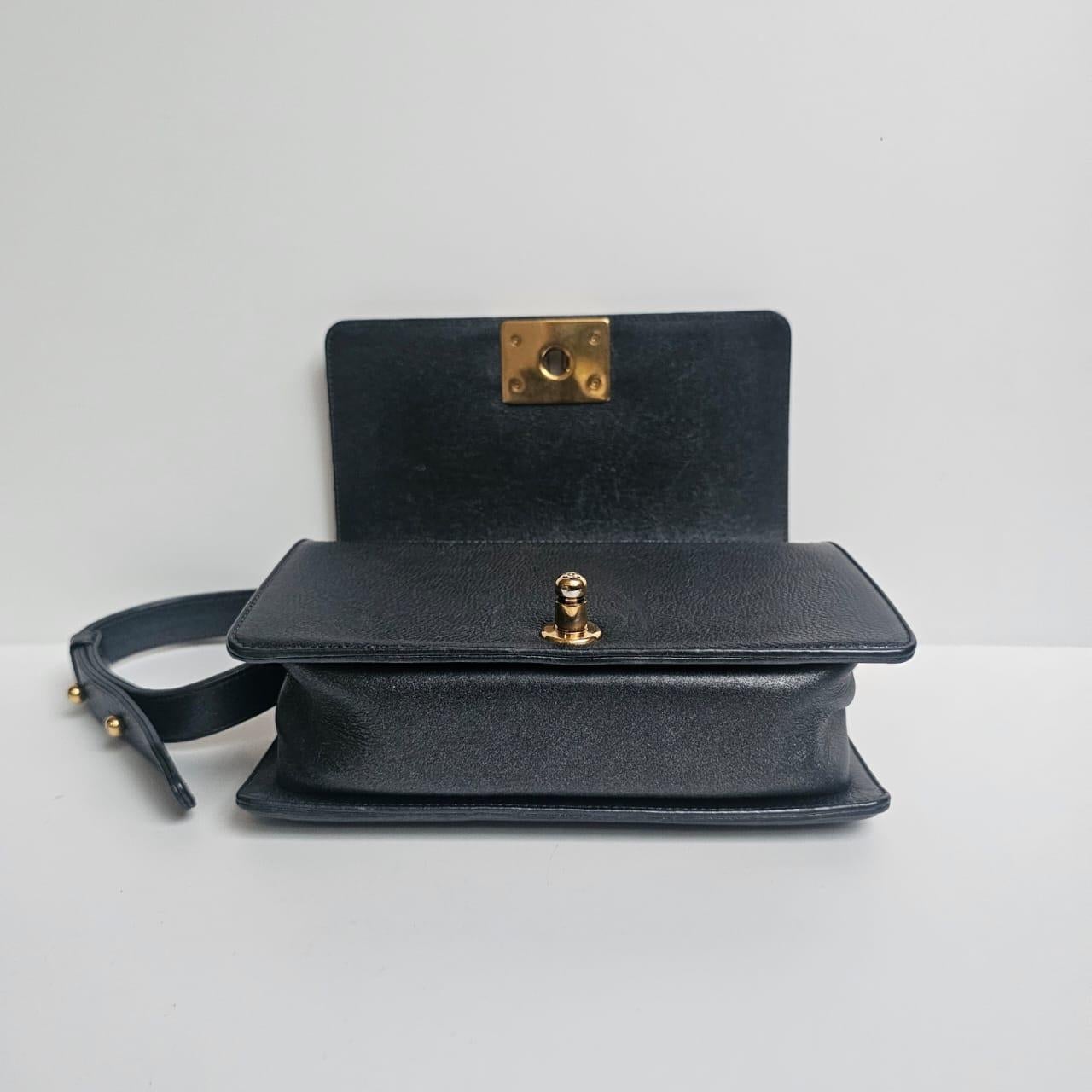 Chanel petit sac Boy matelassé gris foncé métallisé, 2015 en vente 5