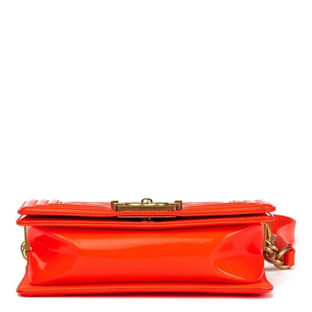 chanel le boy red