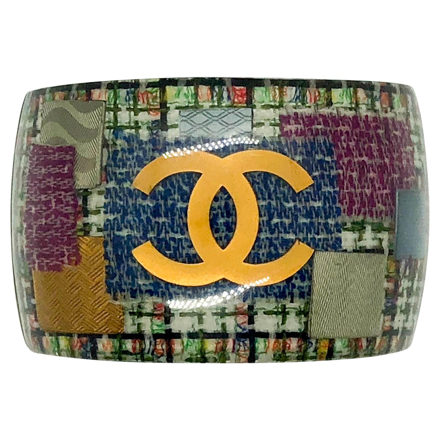 2015 Chanel 'Tweed We Need' Plexiglass Cuff Bracelet For Sale