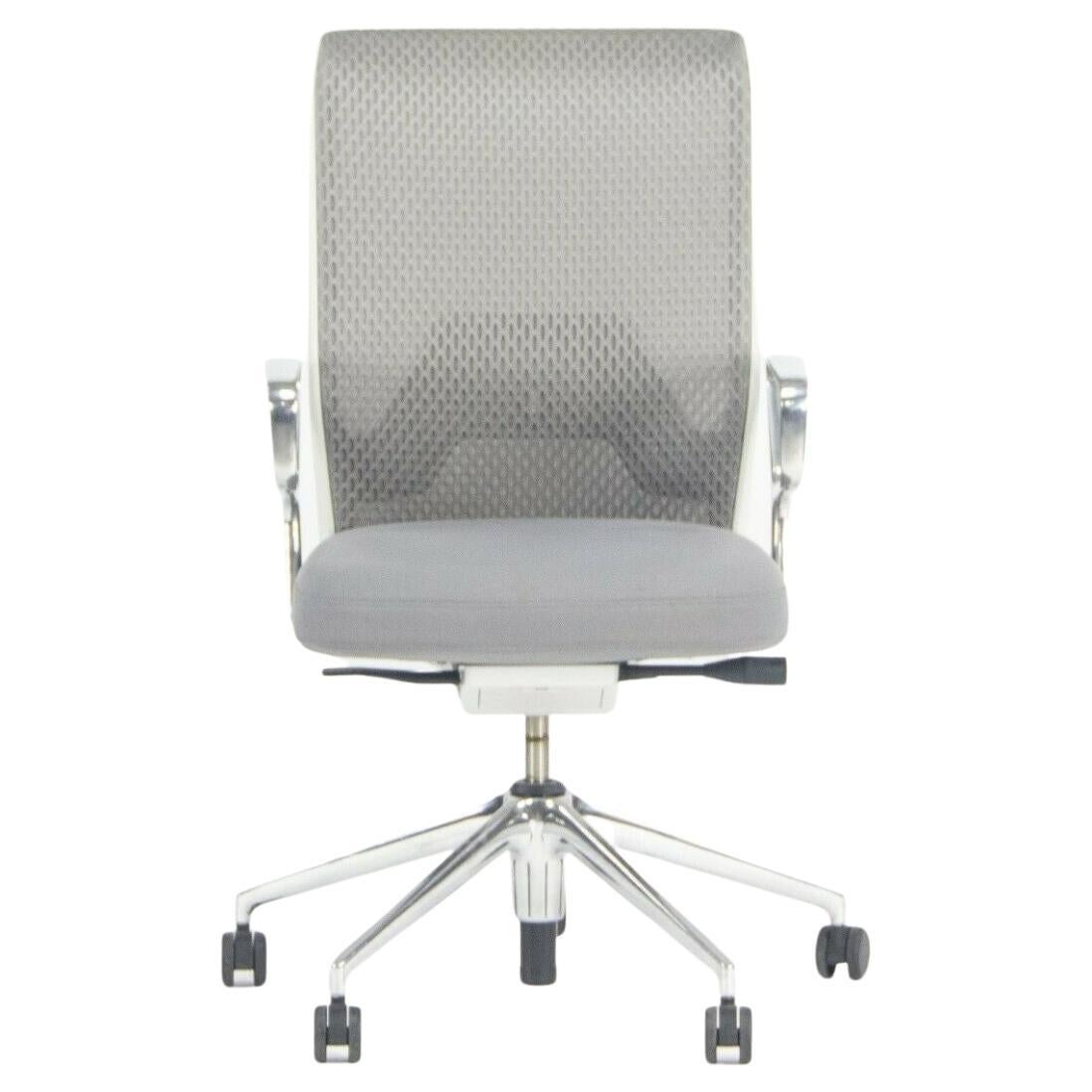 2015 Gray Vitra ID Mesh Desk Chairs by Antonio Citterio Polished Arms / Bases For Sale