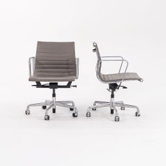 2015 Herman Miller Eames Aluminum Group Management Desk Chair in Leather w/ Base