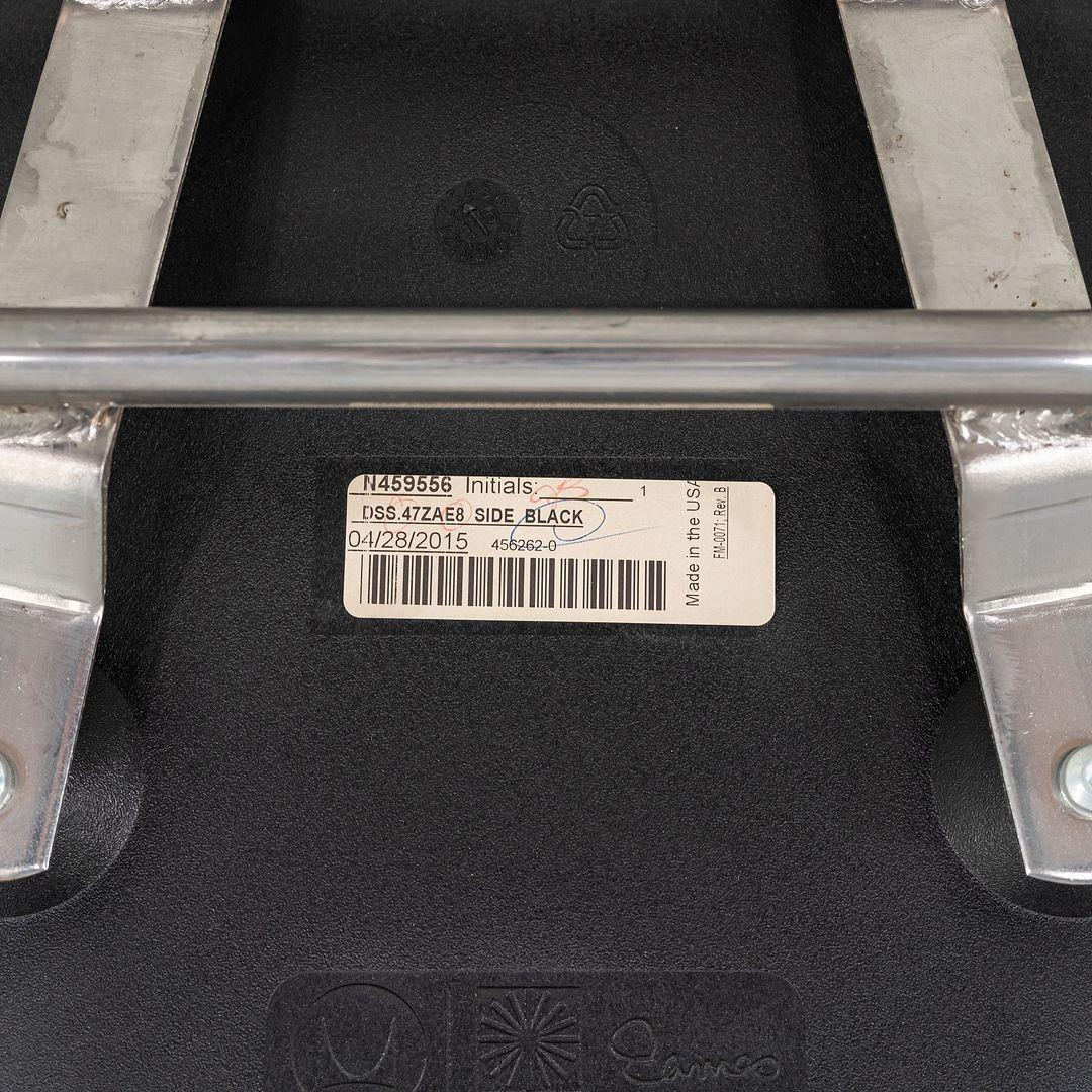2015 Herman Miller Stacking Eames Plastic Side Shell Dining Chairs 4x Available For Sale 5