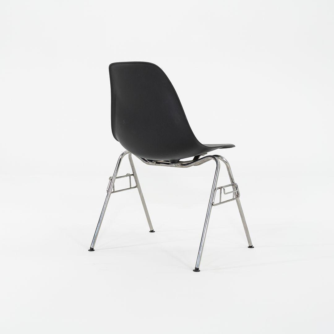 Steel 2015 Herman Miller Stacking Eames Plastic Side Shell Dining Chairs 4x Available For Sale