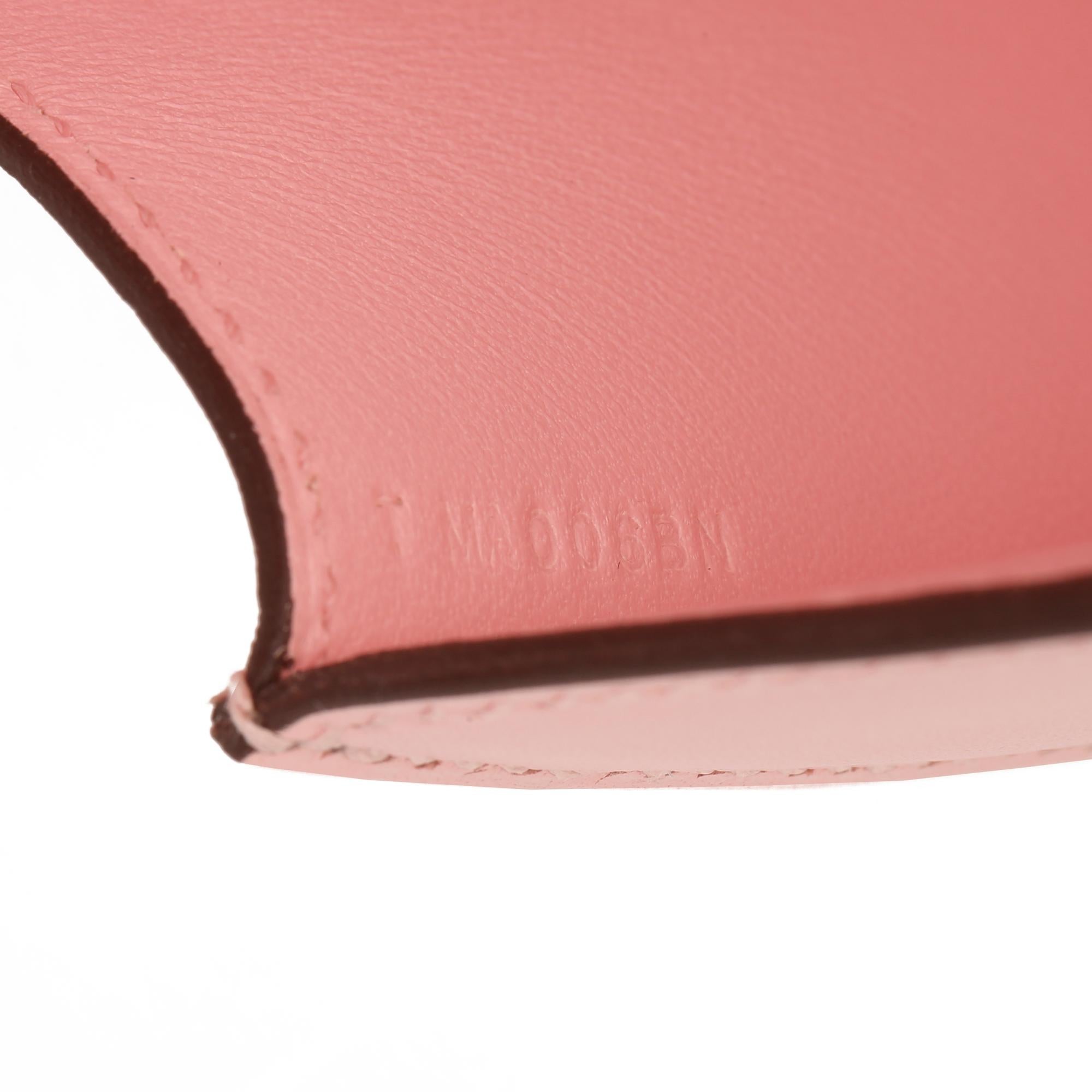 2015 Hermès Rose Sakura Tadelakt Leather Egee en vente 6
