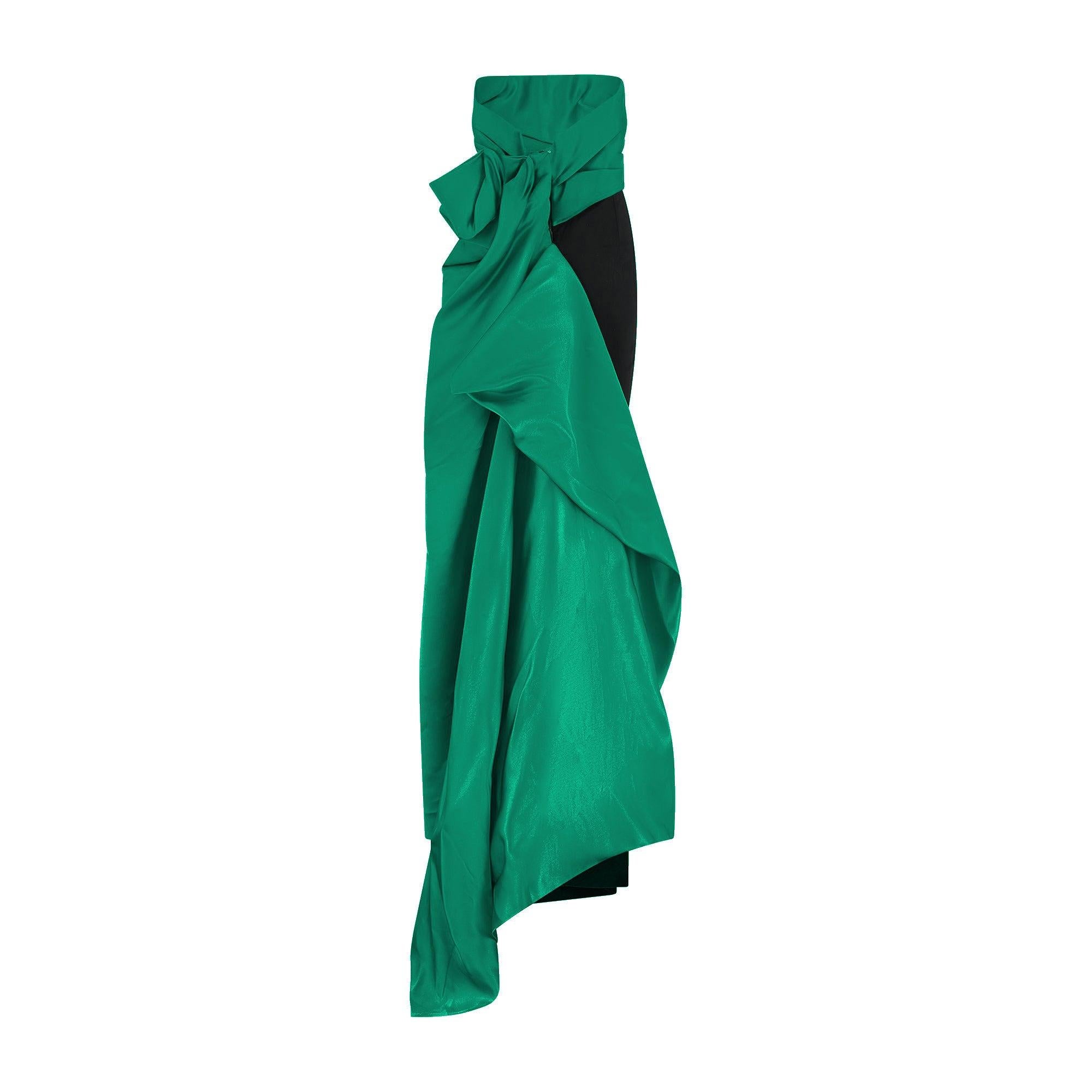 2015 Lanvin Emerald Green and Black Evening Dress with Train In Excellent Condition For Sale In London, GB