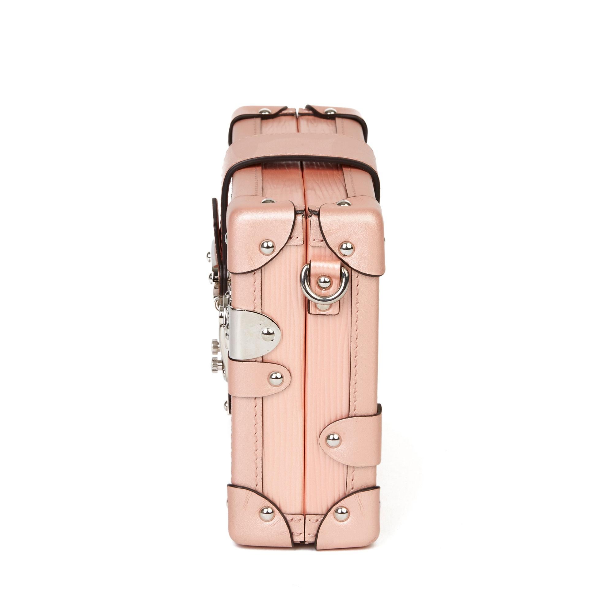 2015 Louis Vuitton Rosa Metallic Epi Leder & Kalbsleder Petite Malle im Zustand „Hervorragend“ in Bishop's Stortford, Hertfordshire