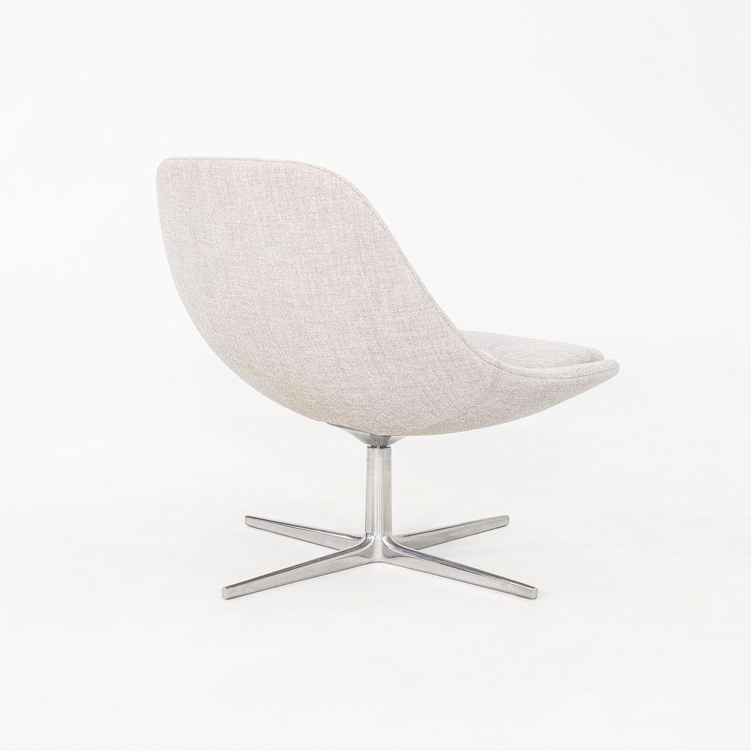 2015 Noe Duchaufour-Lawrance pour Bernhardt Design Chiara Swivel Lounge Chair en vente 3