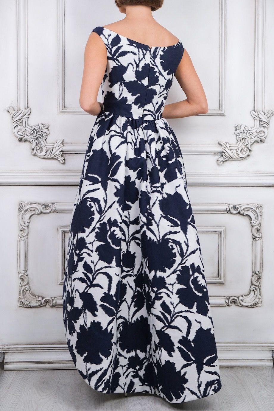 2015 Oscar De La Renta Floral Print Evening Dress with Asymmetric hem In Excellent Condition In Montgomery, TX