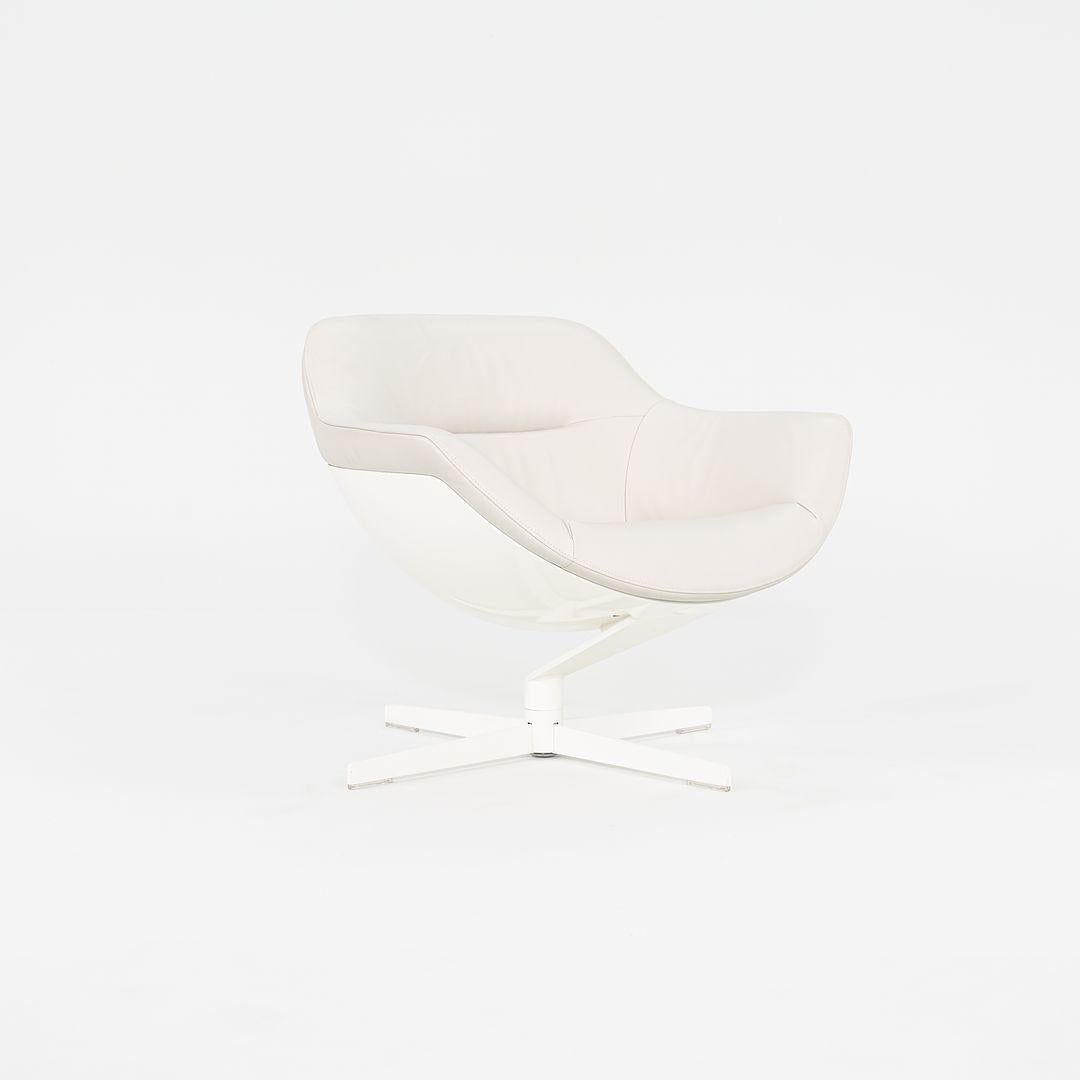 2015 Coppia di sedie da salotto Cassina Auckland 277 di Jean-Marie Massaud in pelle In condizioni buone in vendita a Philadelphia, PA