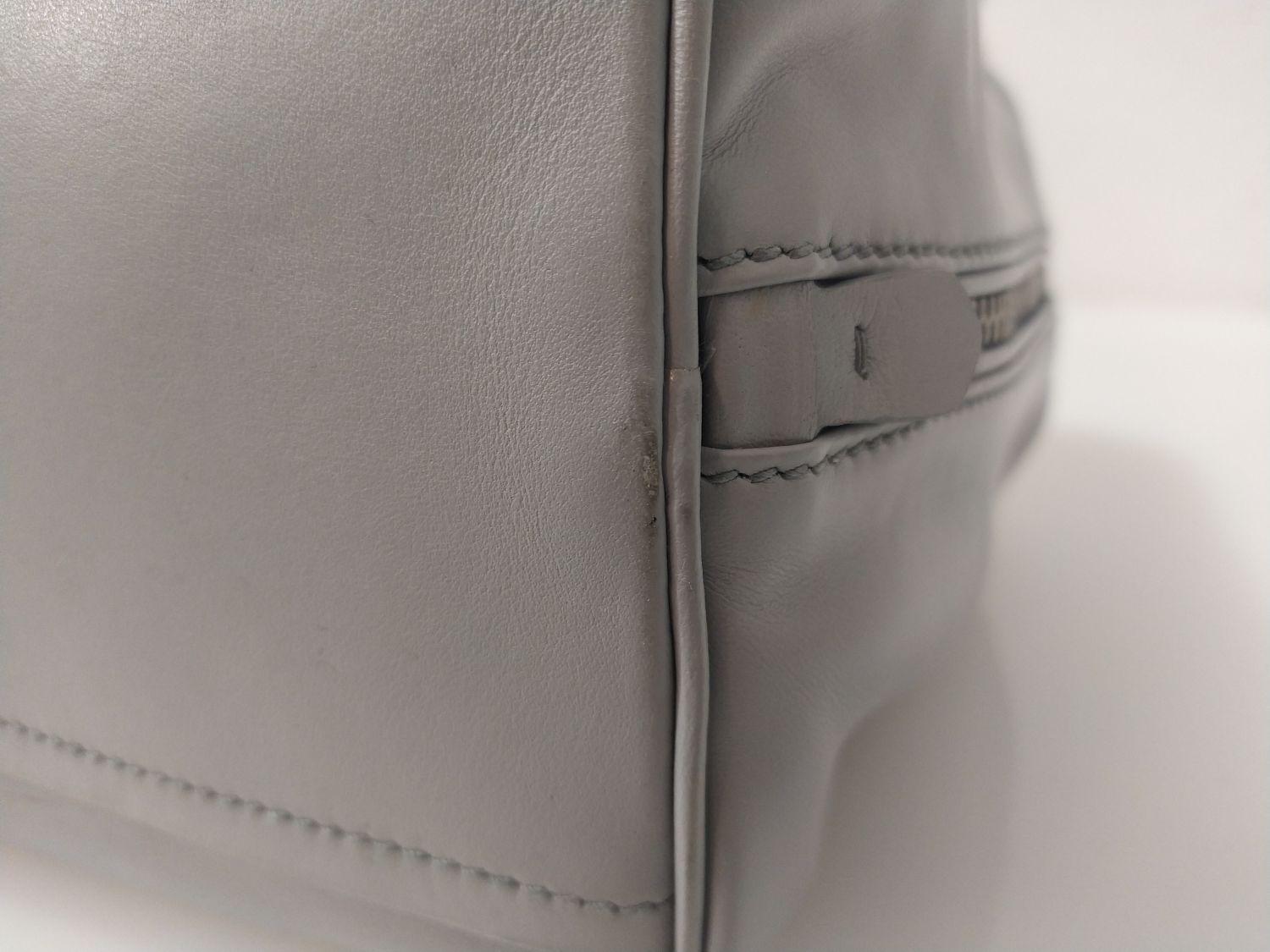 2015 Prada Grey Calf Leather Bag In Excellent Condition In Gazzaniga (BG), IT