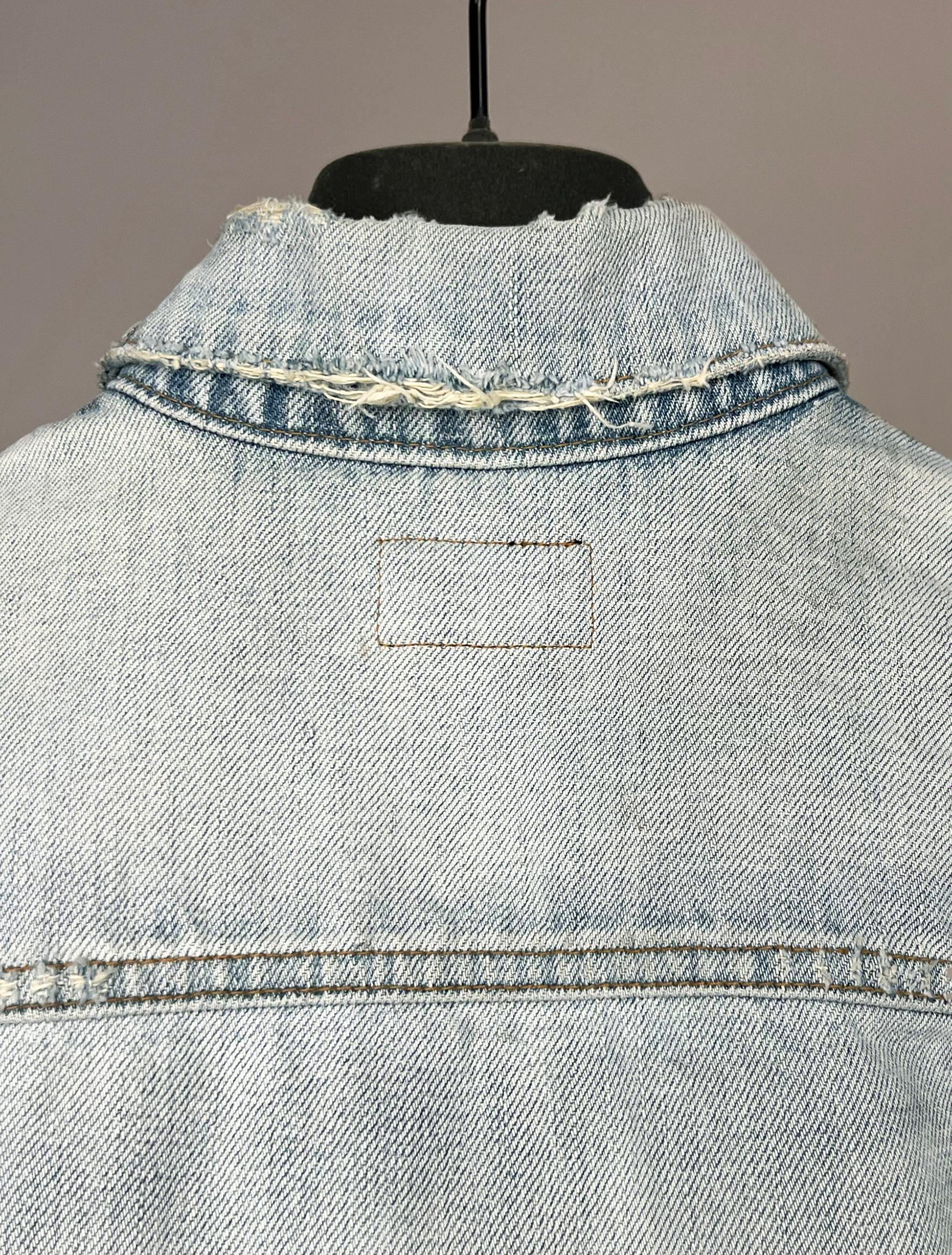 2015 Saint Laurent Paris  ×  Hedi Slimane DISTRESSED Blue DENIM JACKET For Sale 2