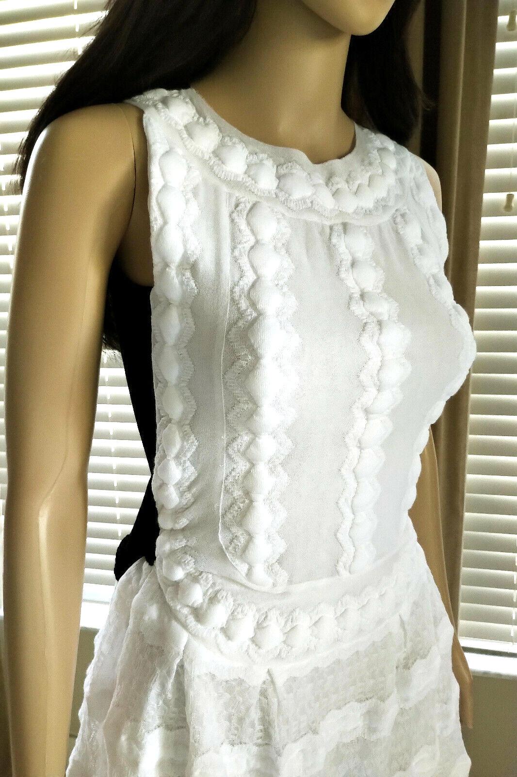 Women's 2015 SS15 Chanel Angelic White Camellia Embellished A-Line Dress FR 36/ US 2 4 For Sale