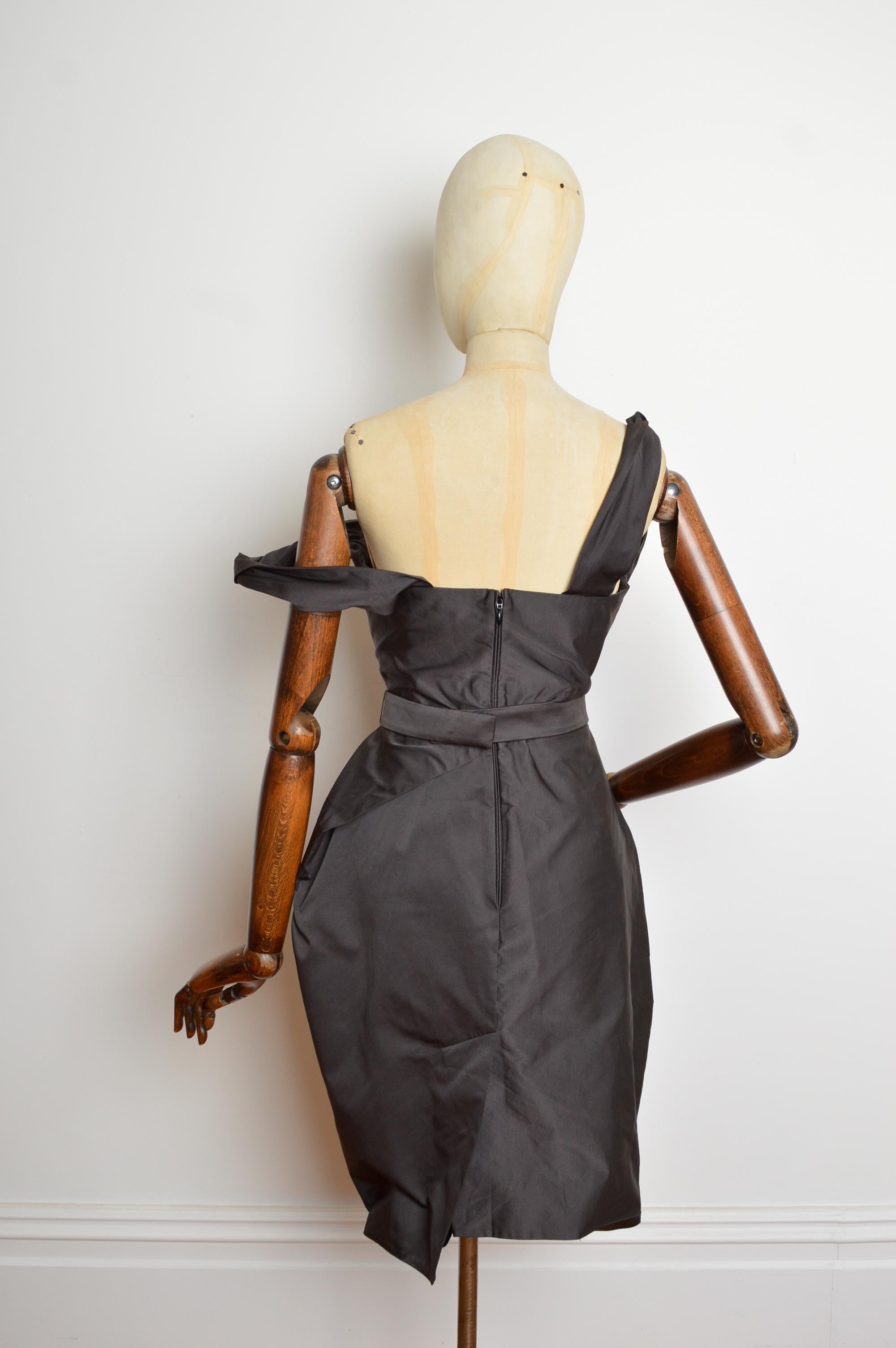 2015 Vivienne Westwood - Robe de cocktail à corset gris anthracite en vente 6