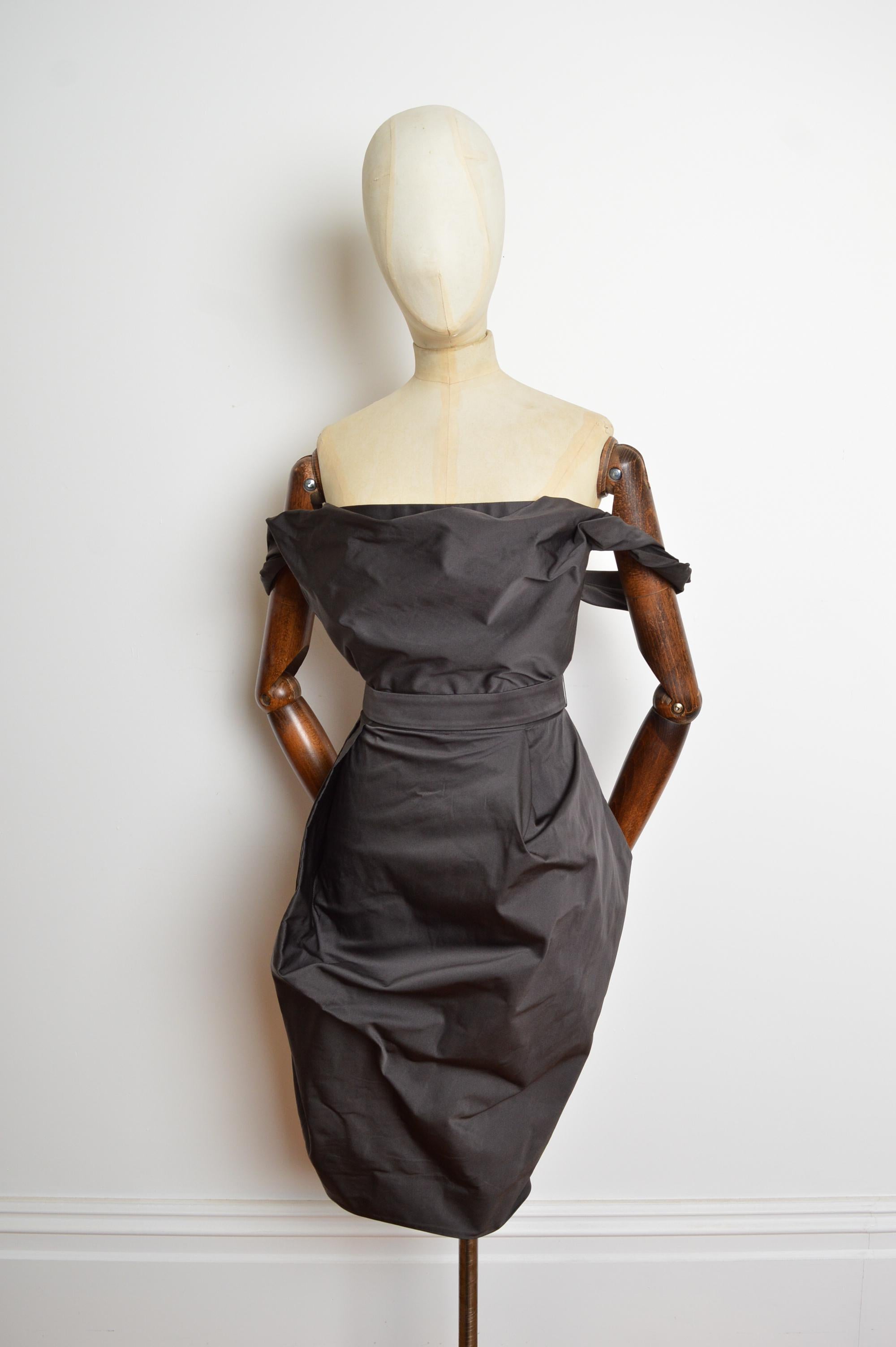 Noir 2015 Vivienne Westwood - Robe de cocktail à corset gris anthracite en vente