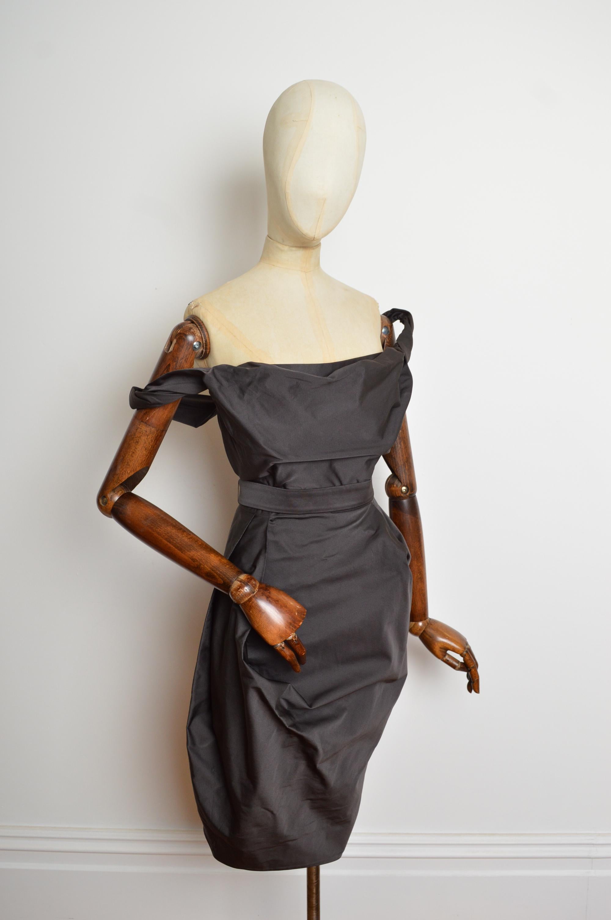 2015 Vivienne Westwood - Robe de cocktail à corset gris anthracite en vente 4