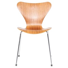 2016 Arne Jacobsen for Fritz Hansen Series 7 Stacking Dining Chair in Walnut