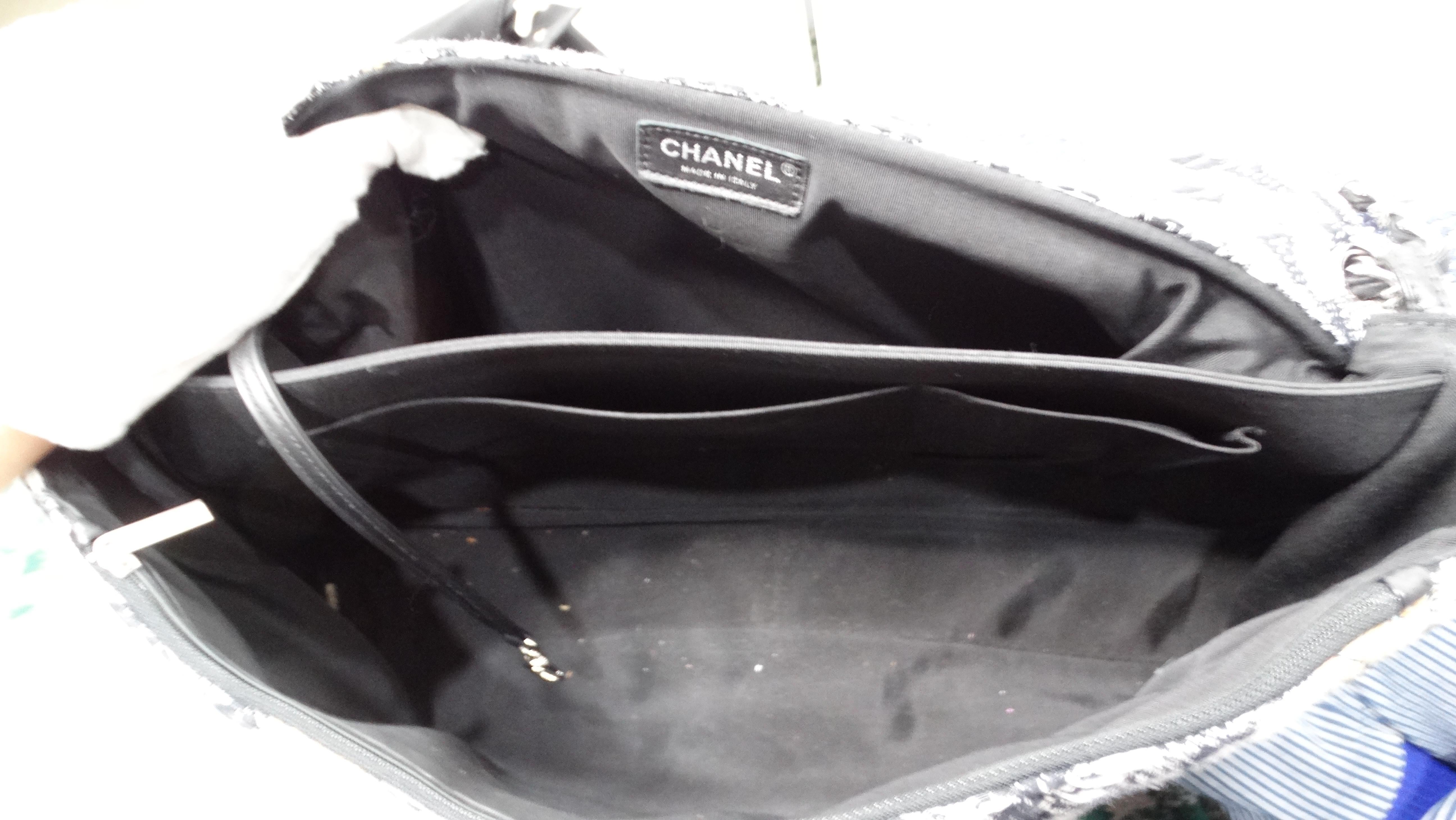 2016 Chanel Airlines Tweed Strass Rhinestone XXL Flap Bag For Sale 8