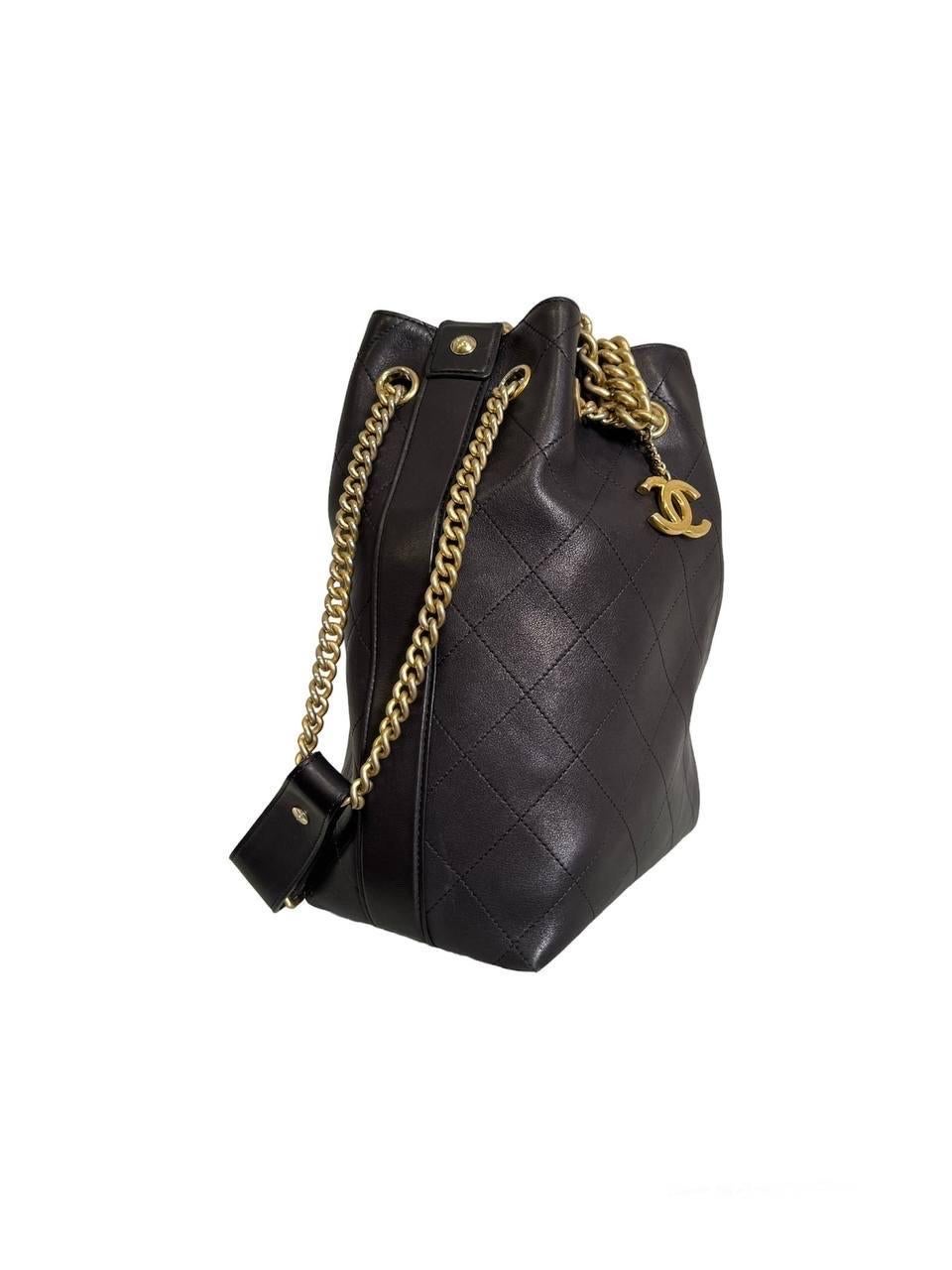 Women's 2016 Chanel Black Quilted Bucket Shoulder Bag For Sale
