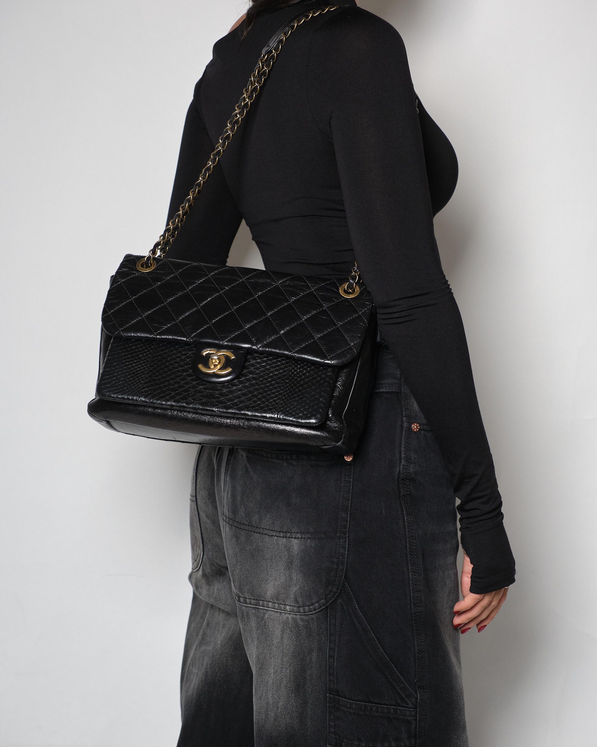 2016 Chanel Urban Mix  Flap Black Quilted Leather Shoulder Bag For Sale 11