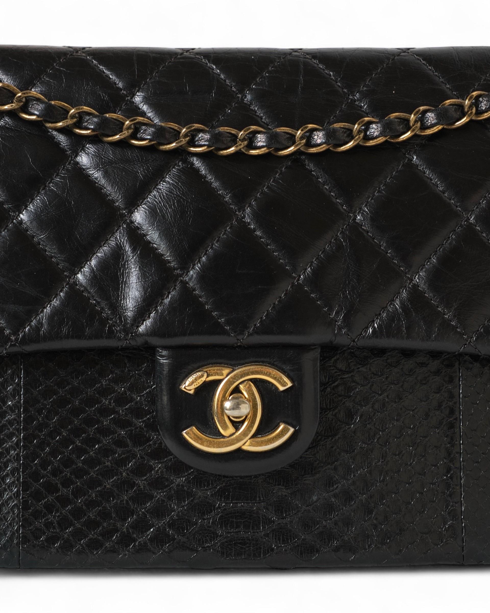 2016 Chanel Urban Mix  Flap Black Quilted Leather Shoulder Bag For Sale 12
