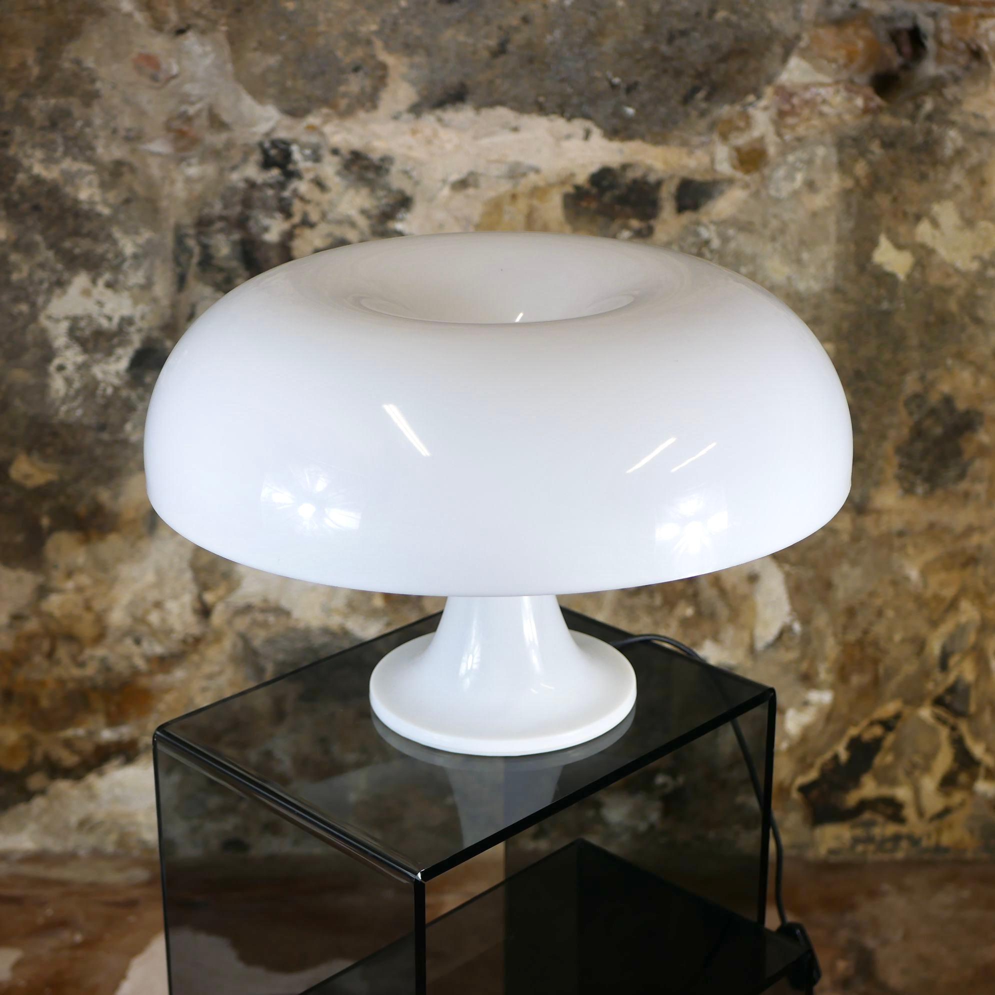 2016 edition Nesso lamp by Giancarlo Mattioli for Artemide, 1967 6