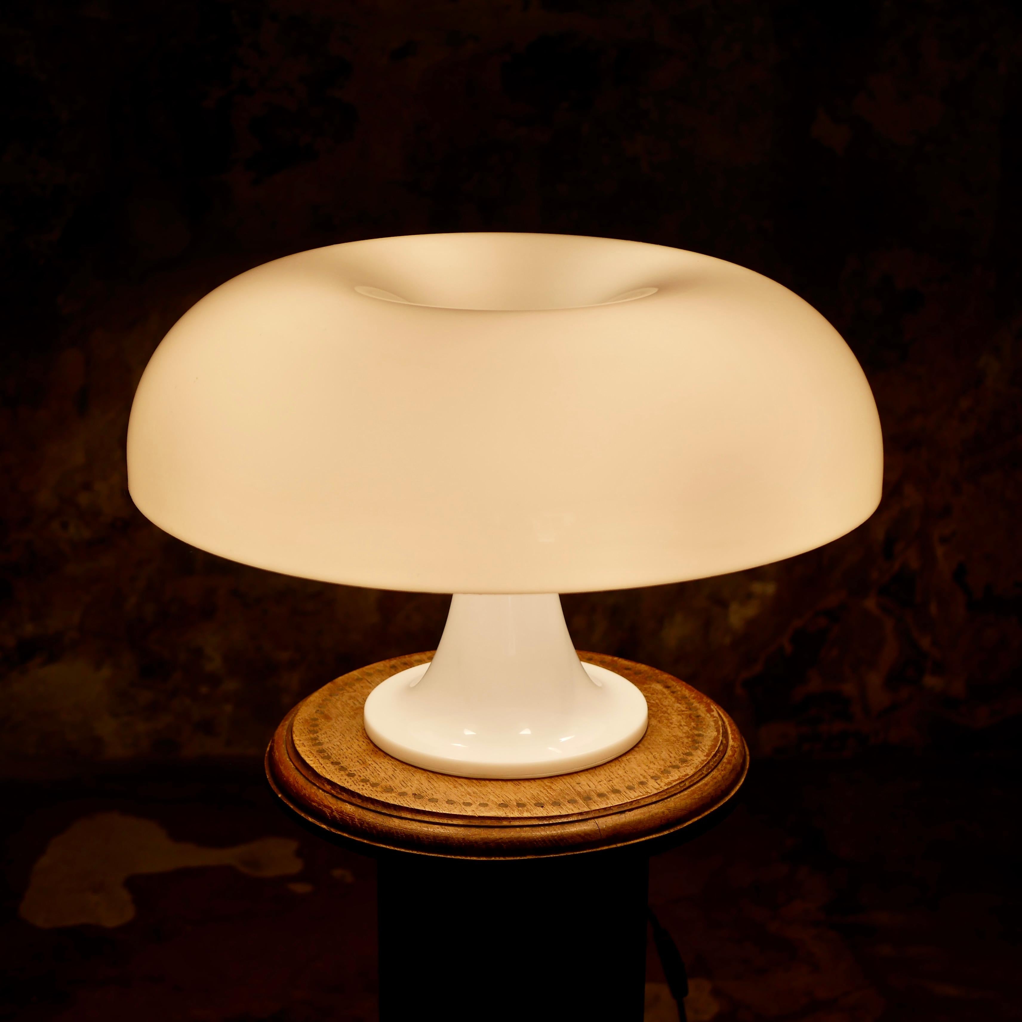 2016 edition Nesso lamp by Giancarlo Mattioli for Artemide, 1967 2