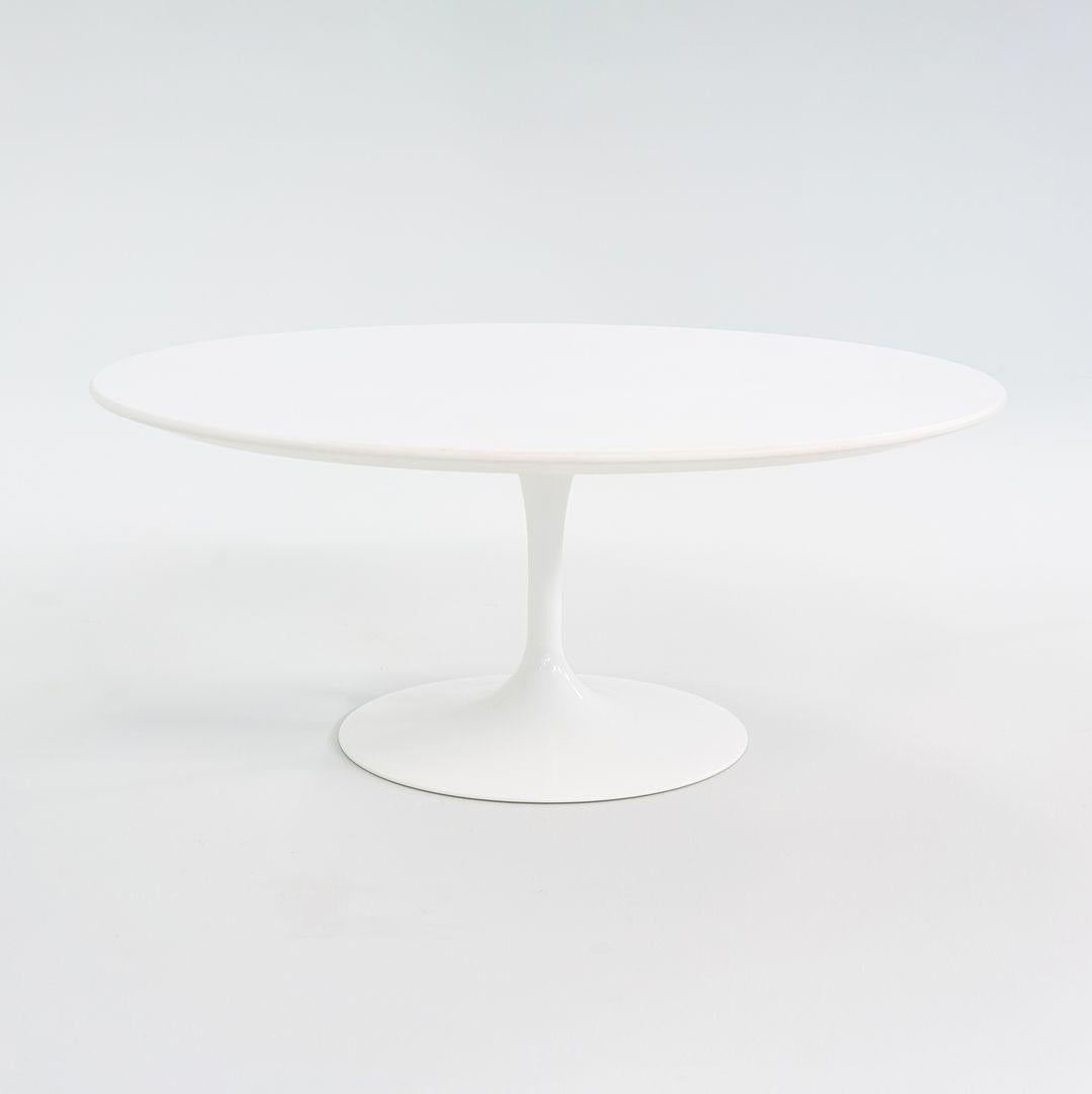 Moderne 2016 Eero Saarinen for Knoll Table basse Tulip avec plateau rond en stratifié de 35 pouces en vente